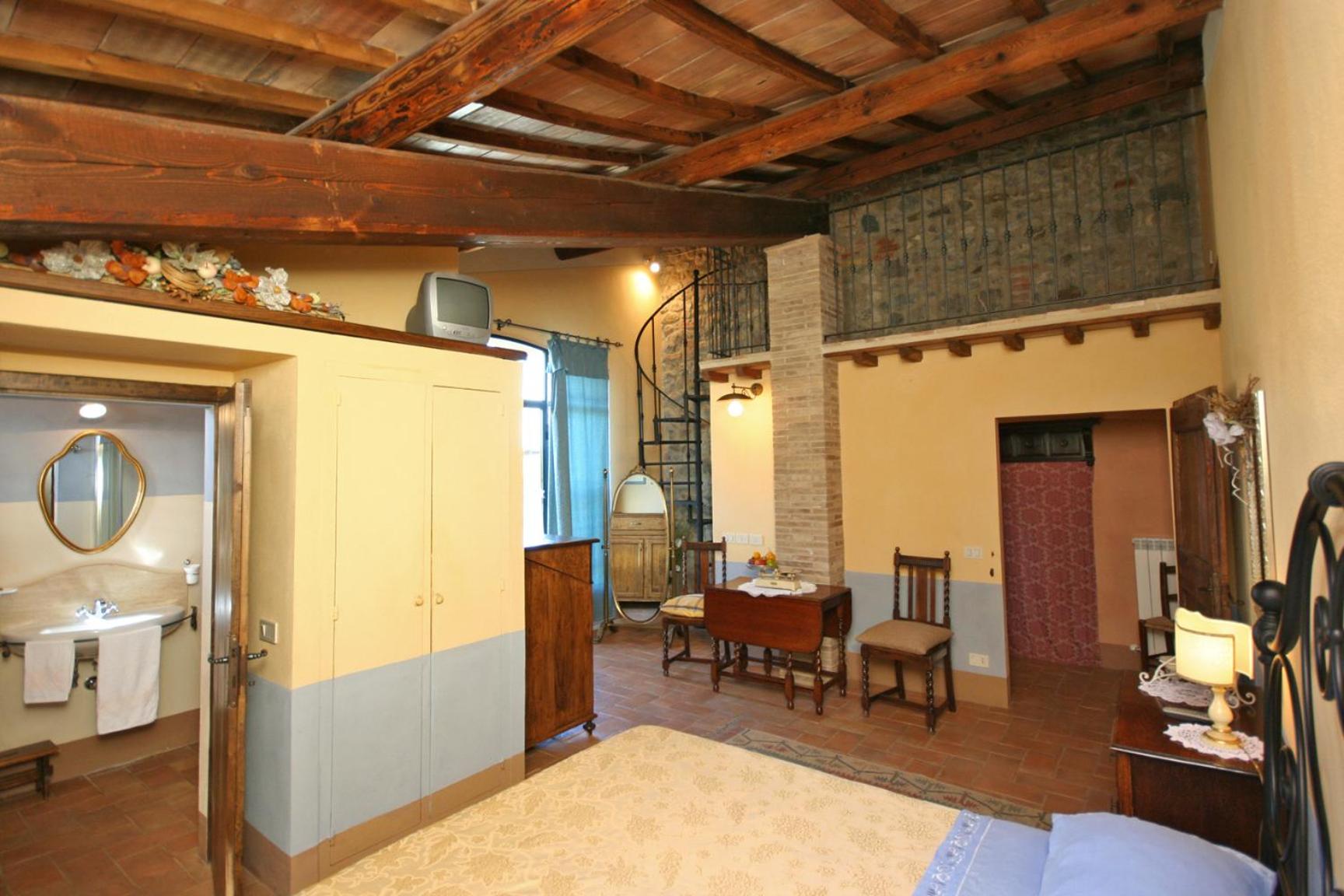 Villa Castiglione by PosarelliVillas