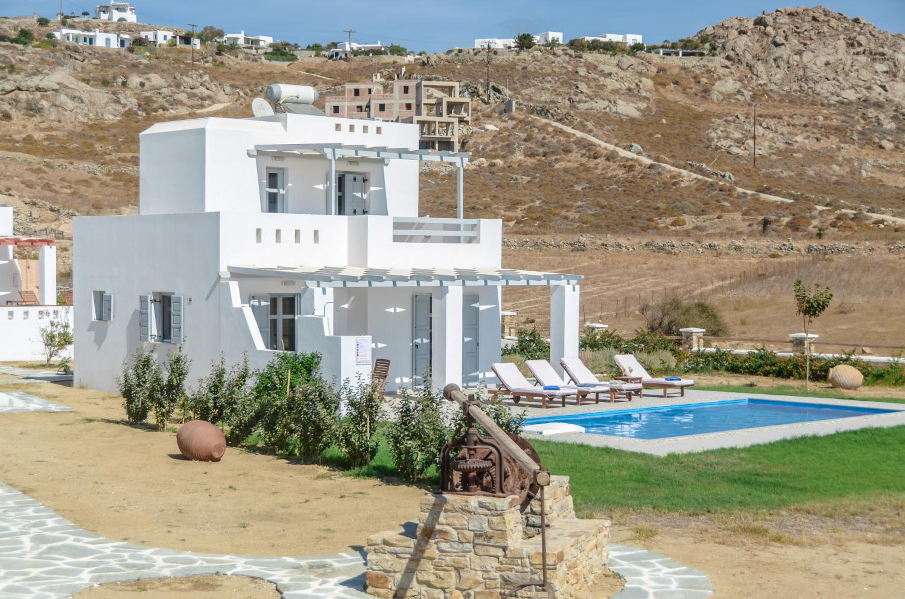 Natura Villas in Naxos view 4