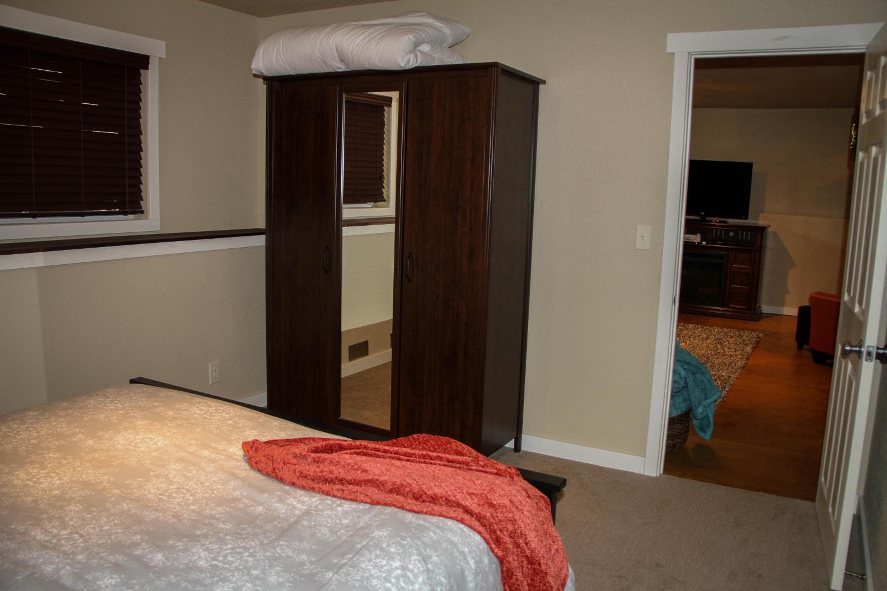 The 8th Street Retreat view 3