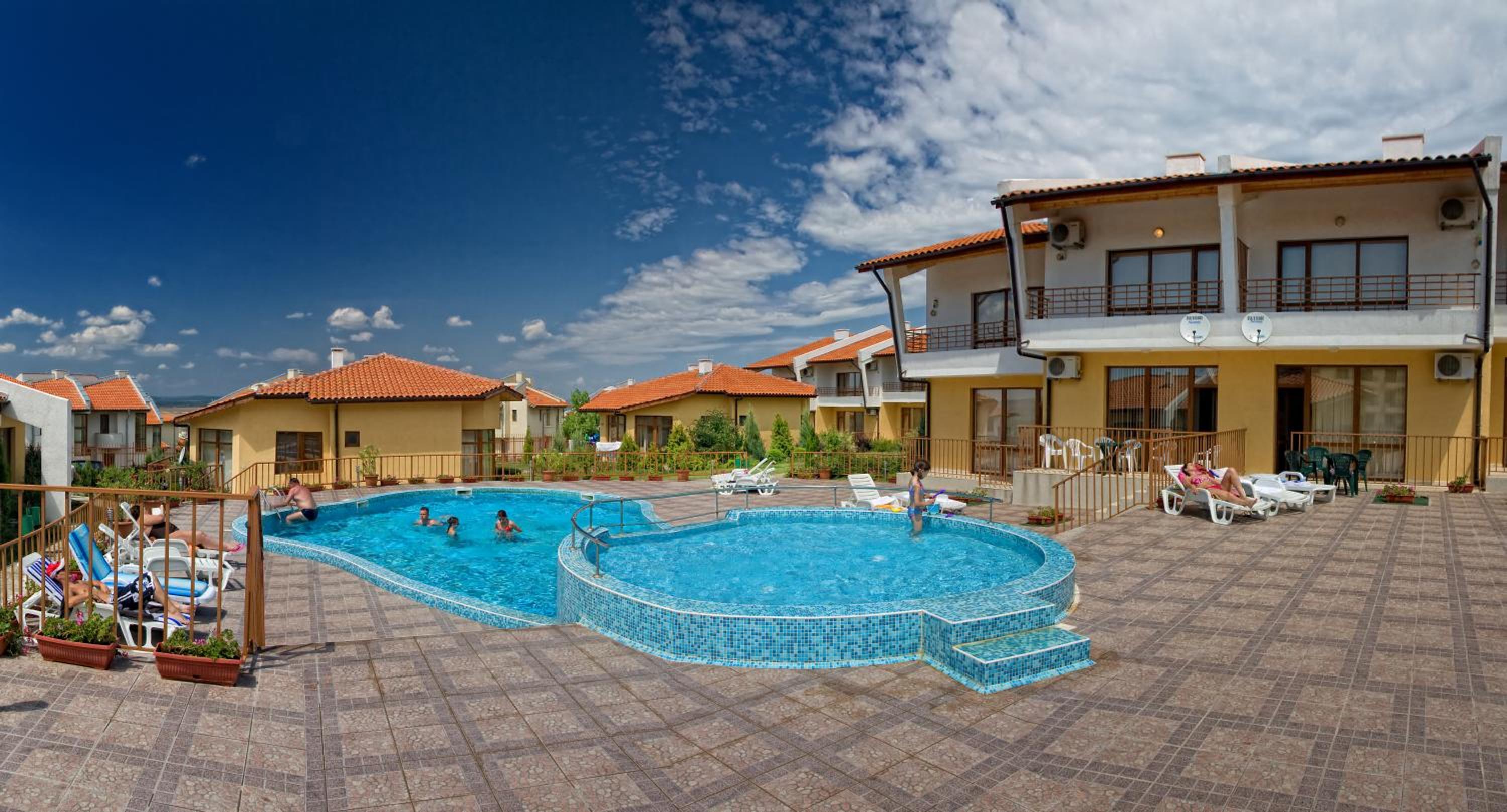 Montemar Villas view 4