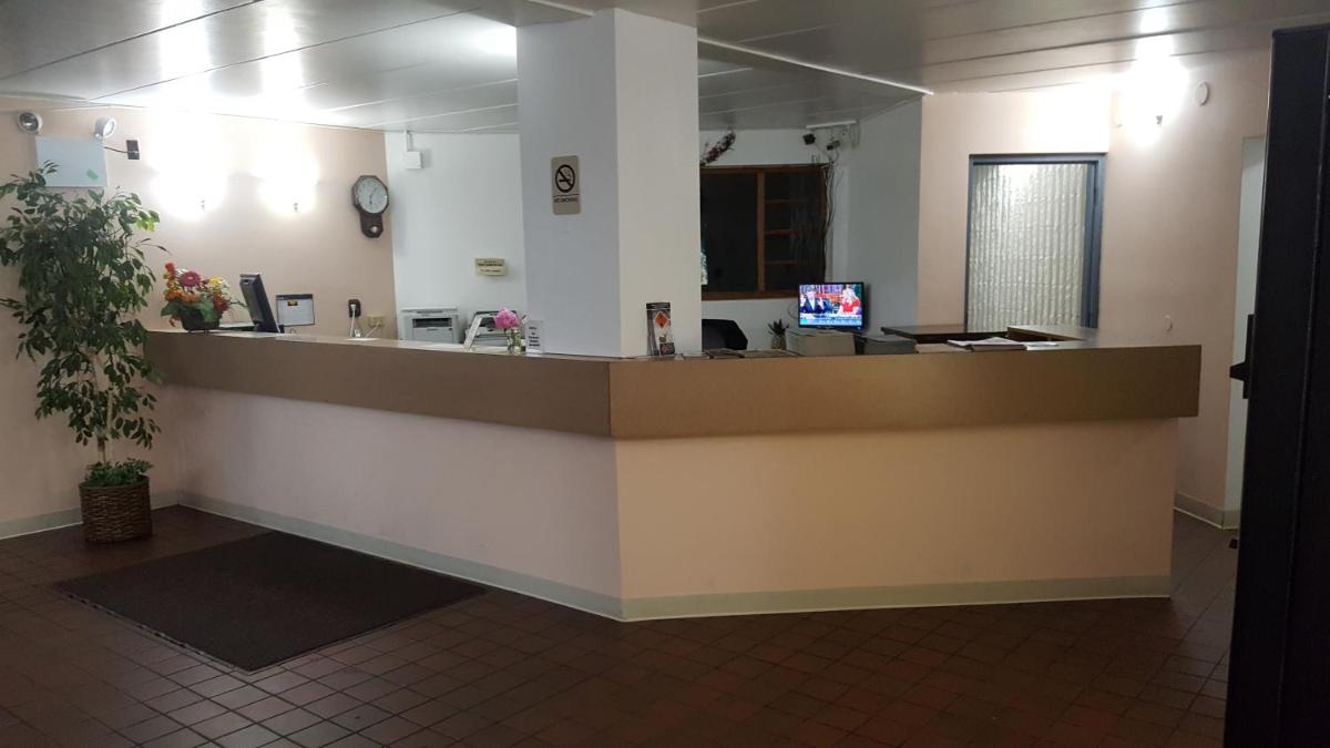 hotel reception