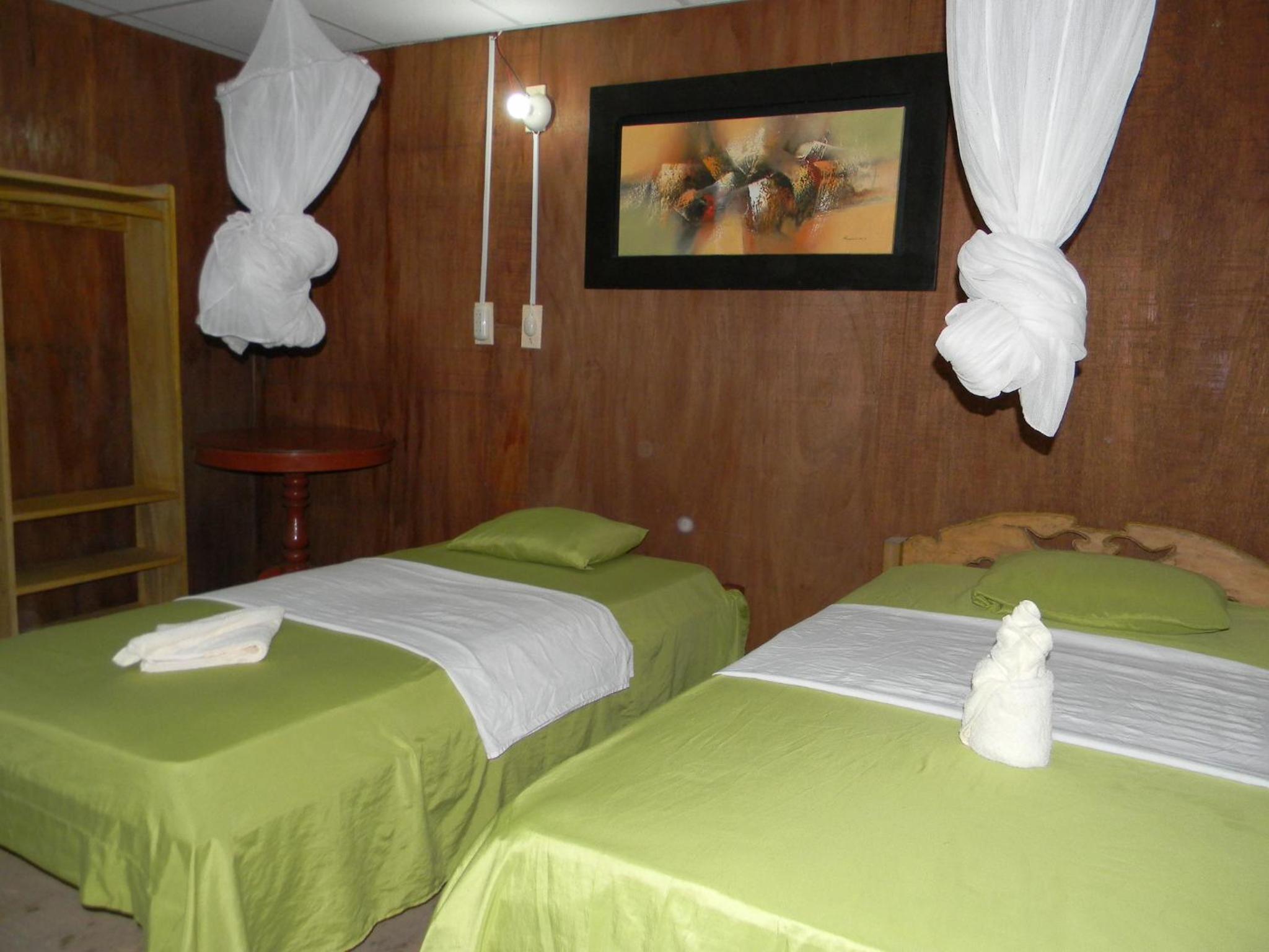 Jacamar Lodge Expeditions