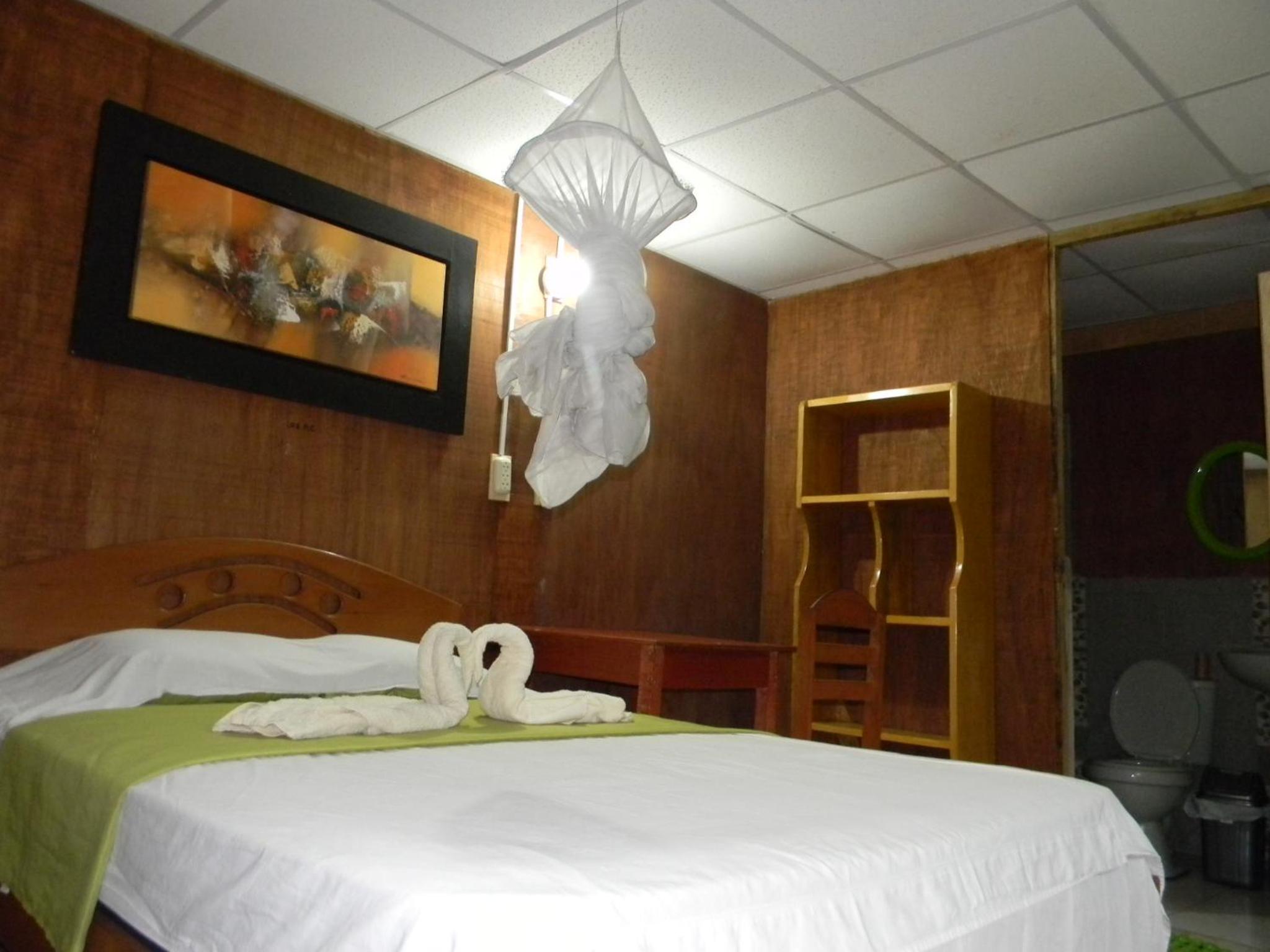 Jacamar Lodge Expeditions
