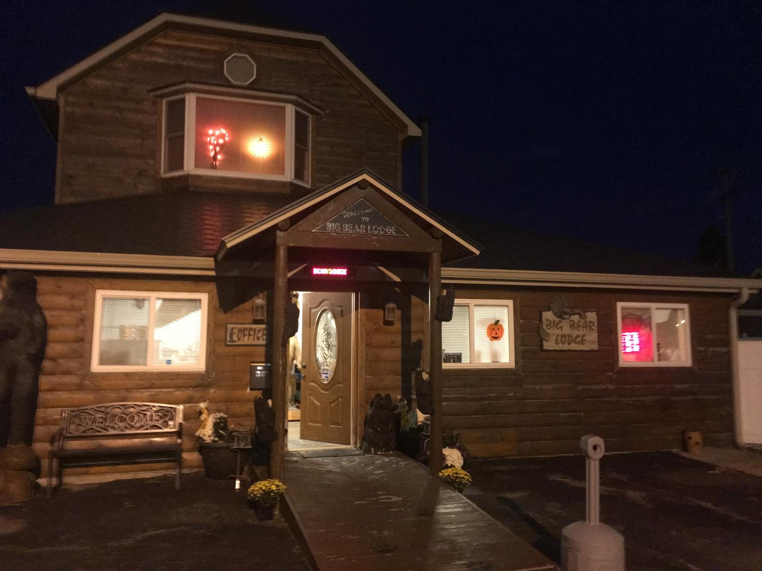 Big Bear Lodge