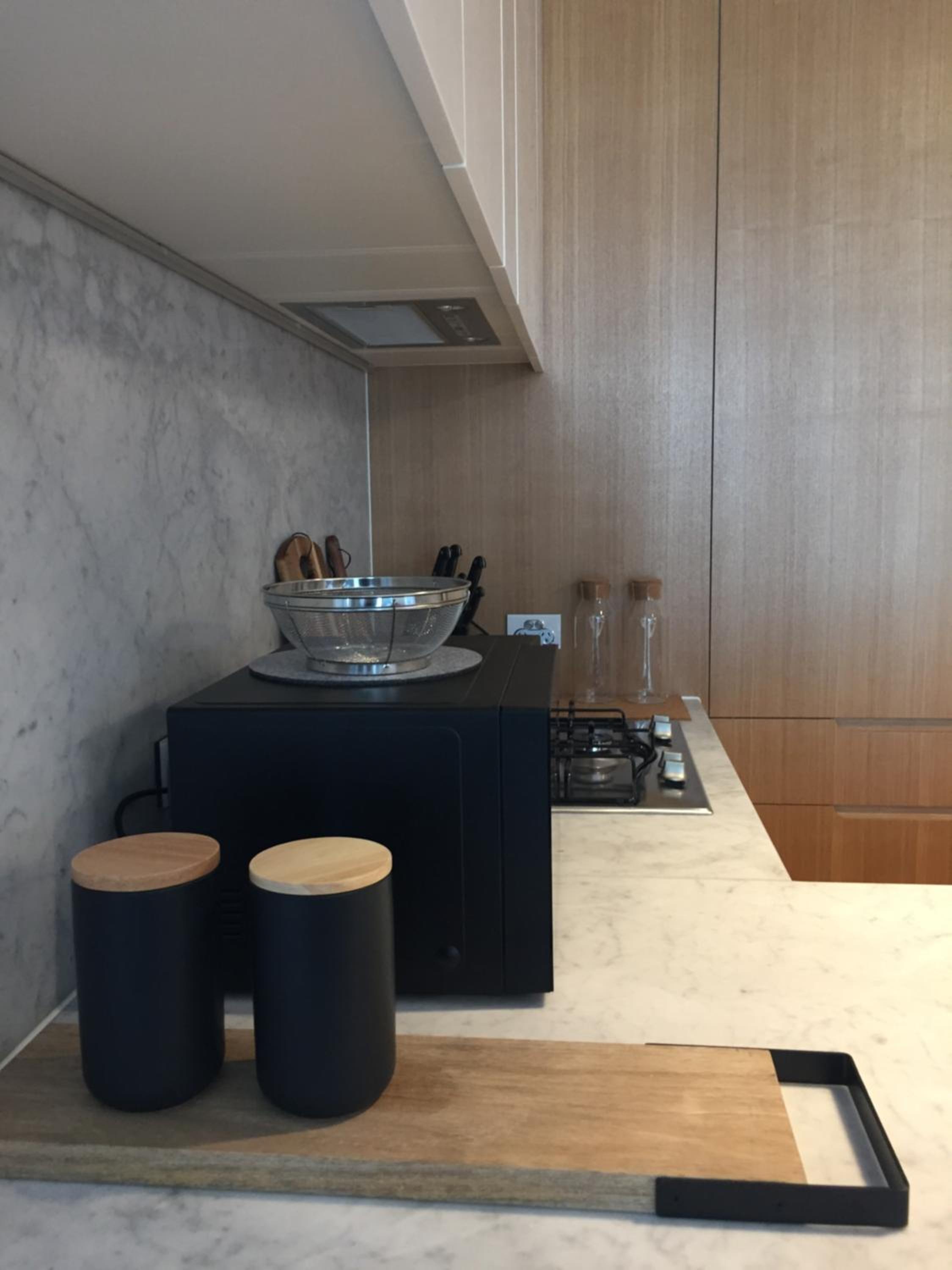 ReadySet Apartments at Lighthouse