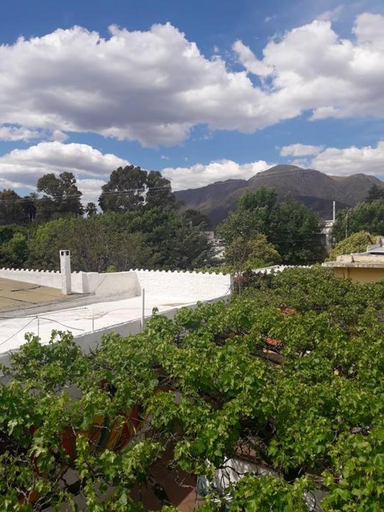 Guest House Mielaloe