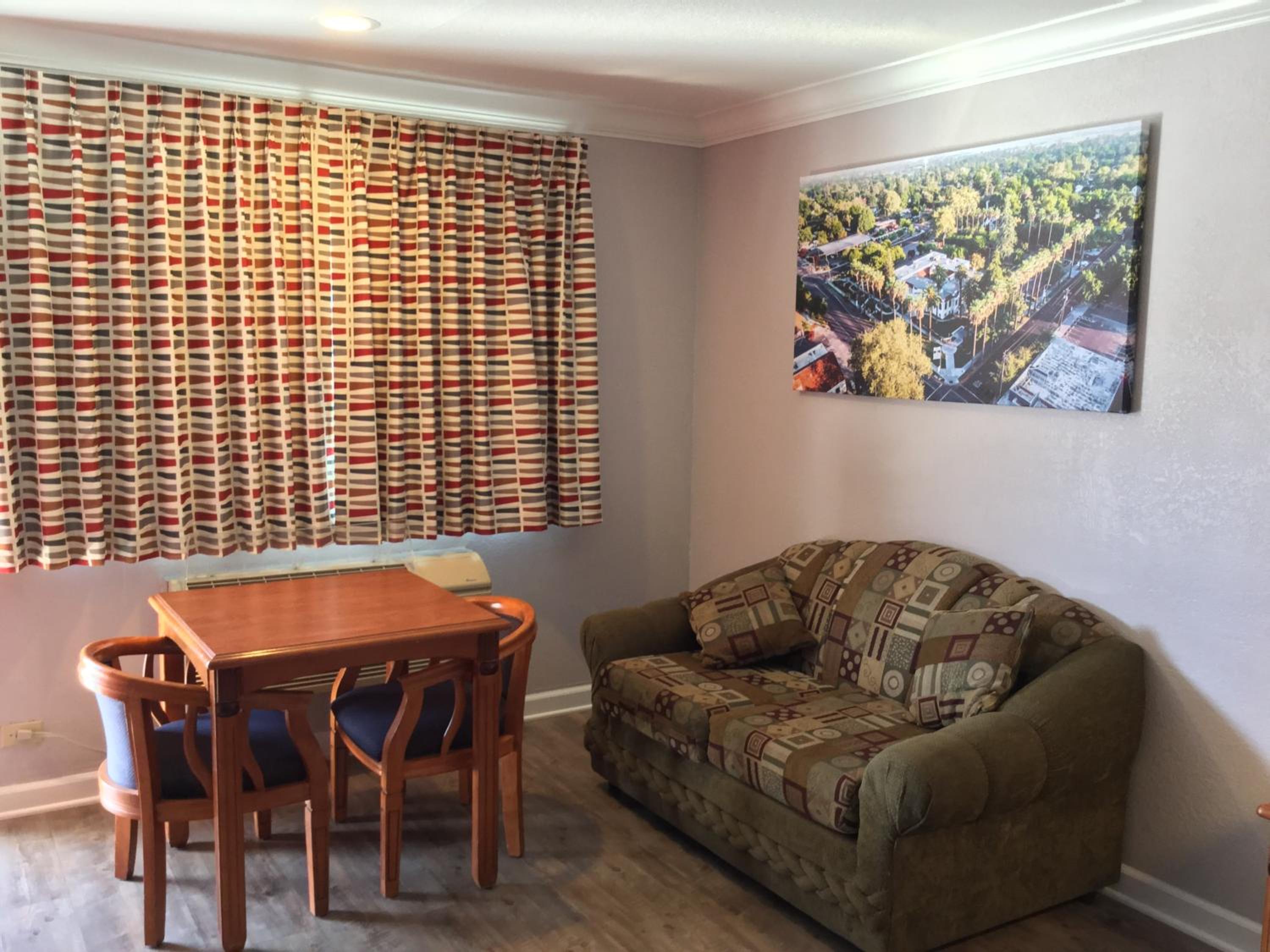 Journey Inn - Property Image 15