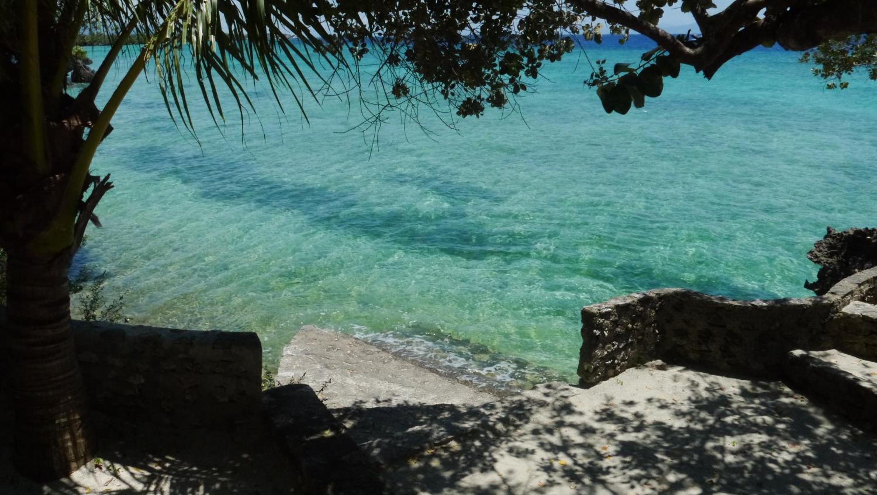 Moalboal T Breeze Coastal Resort