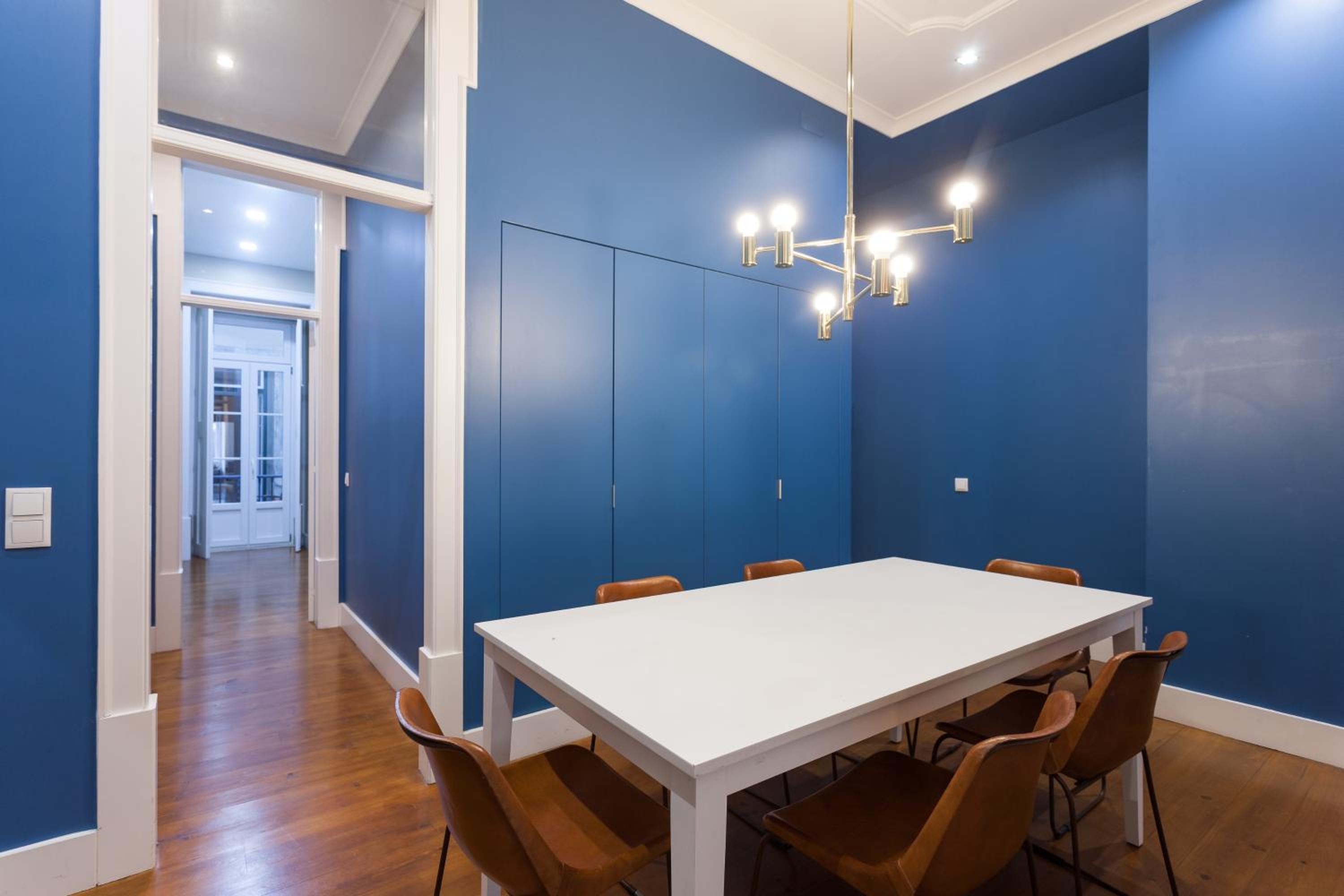 Baixa Vintage Three-Bedroom Apartment - by LU Holidays