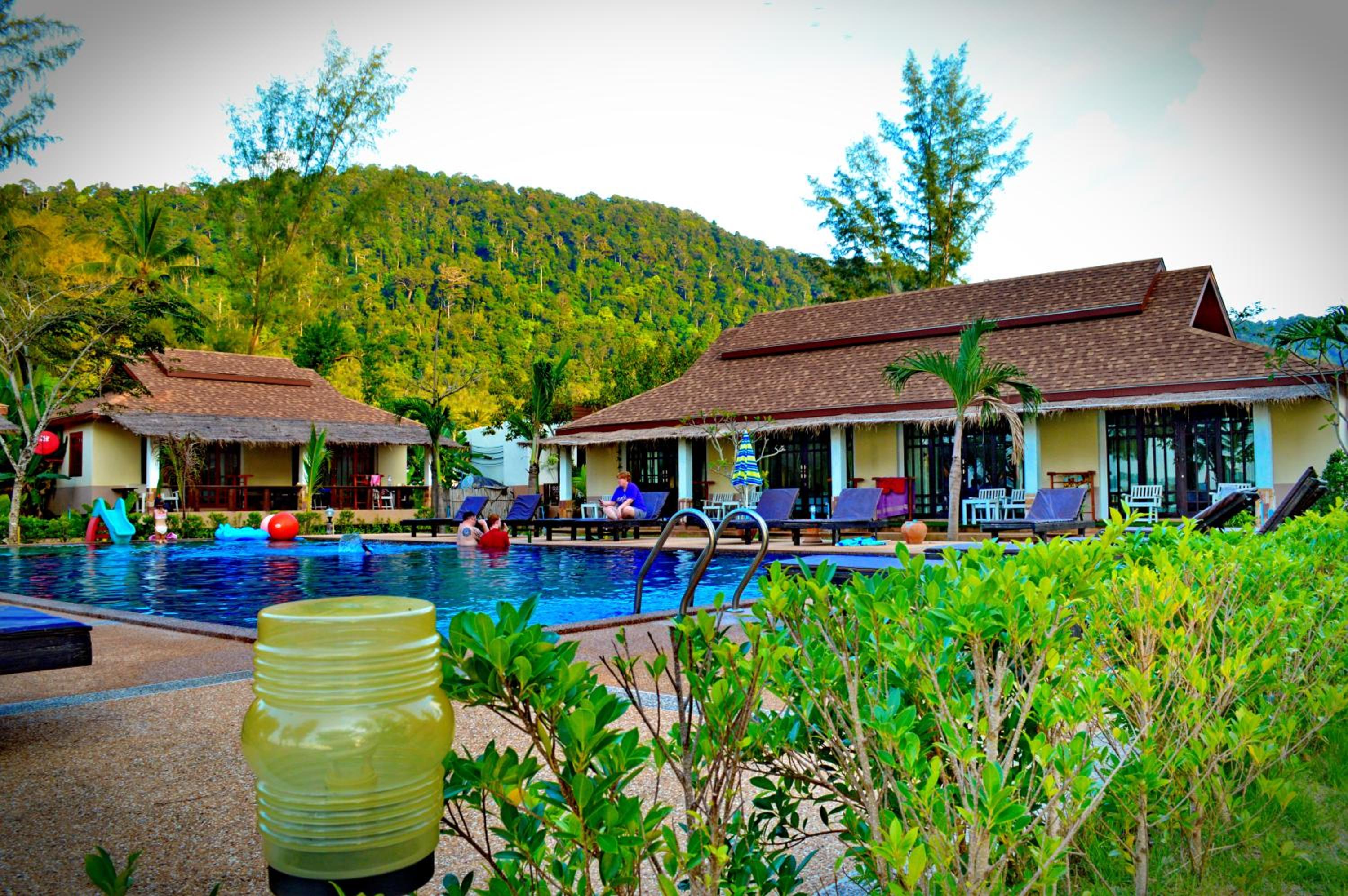 Banana Beach Resort