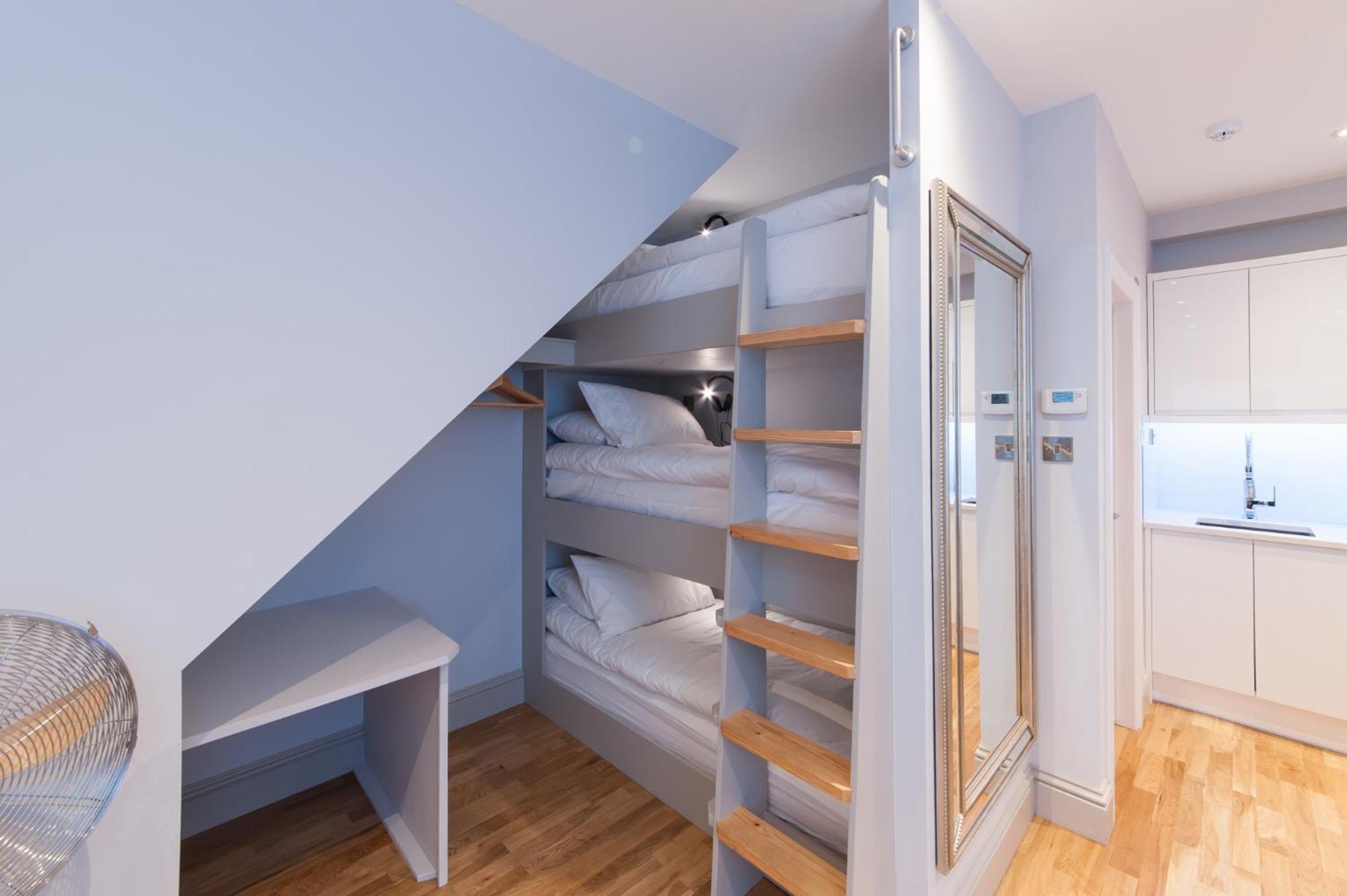 Suites at number Ten