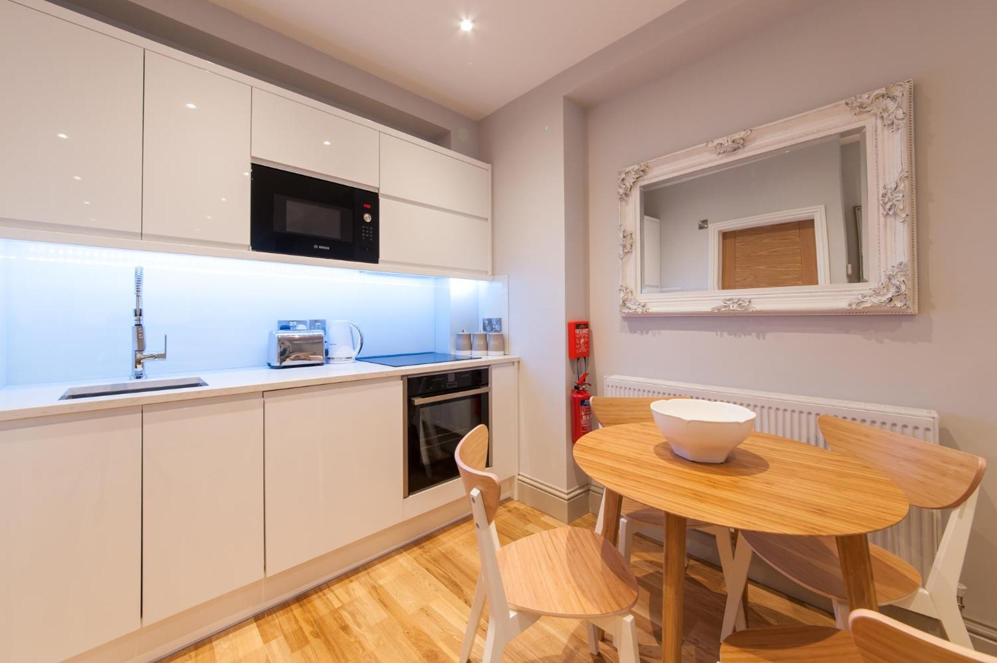 Suites at number Ten