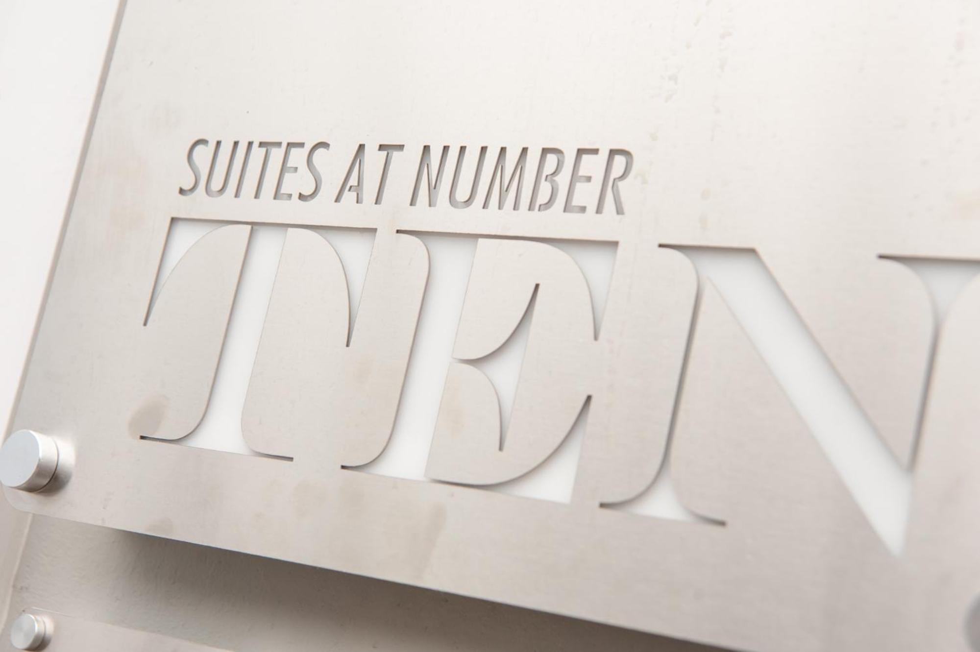 Suites at number Ten