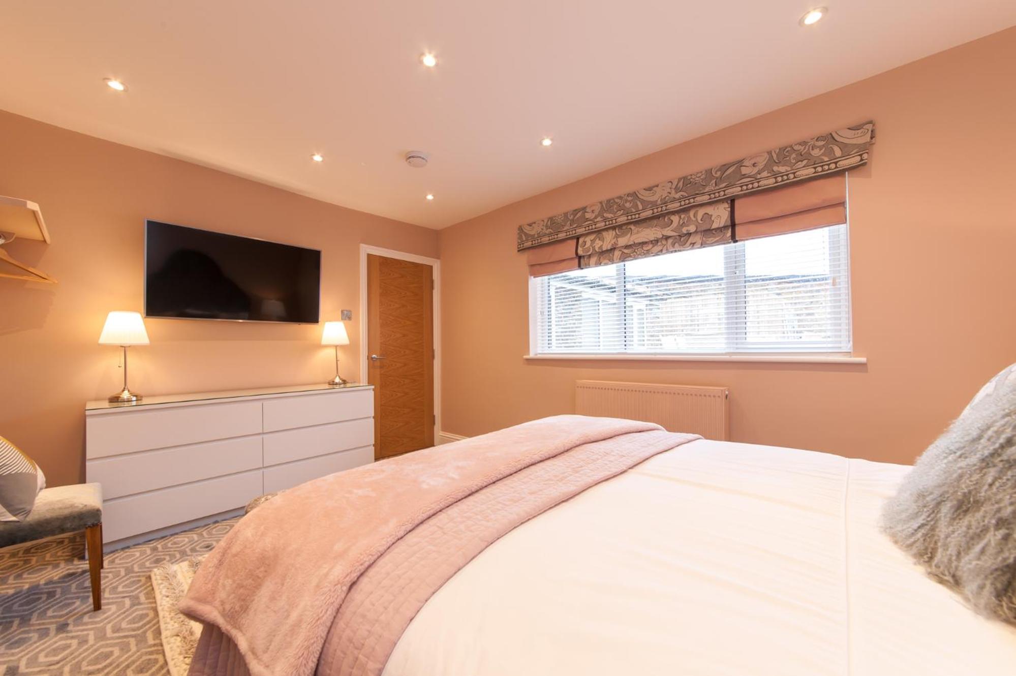Suites at number Ten