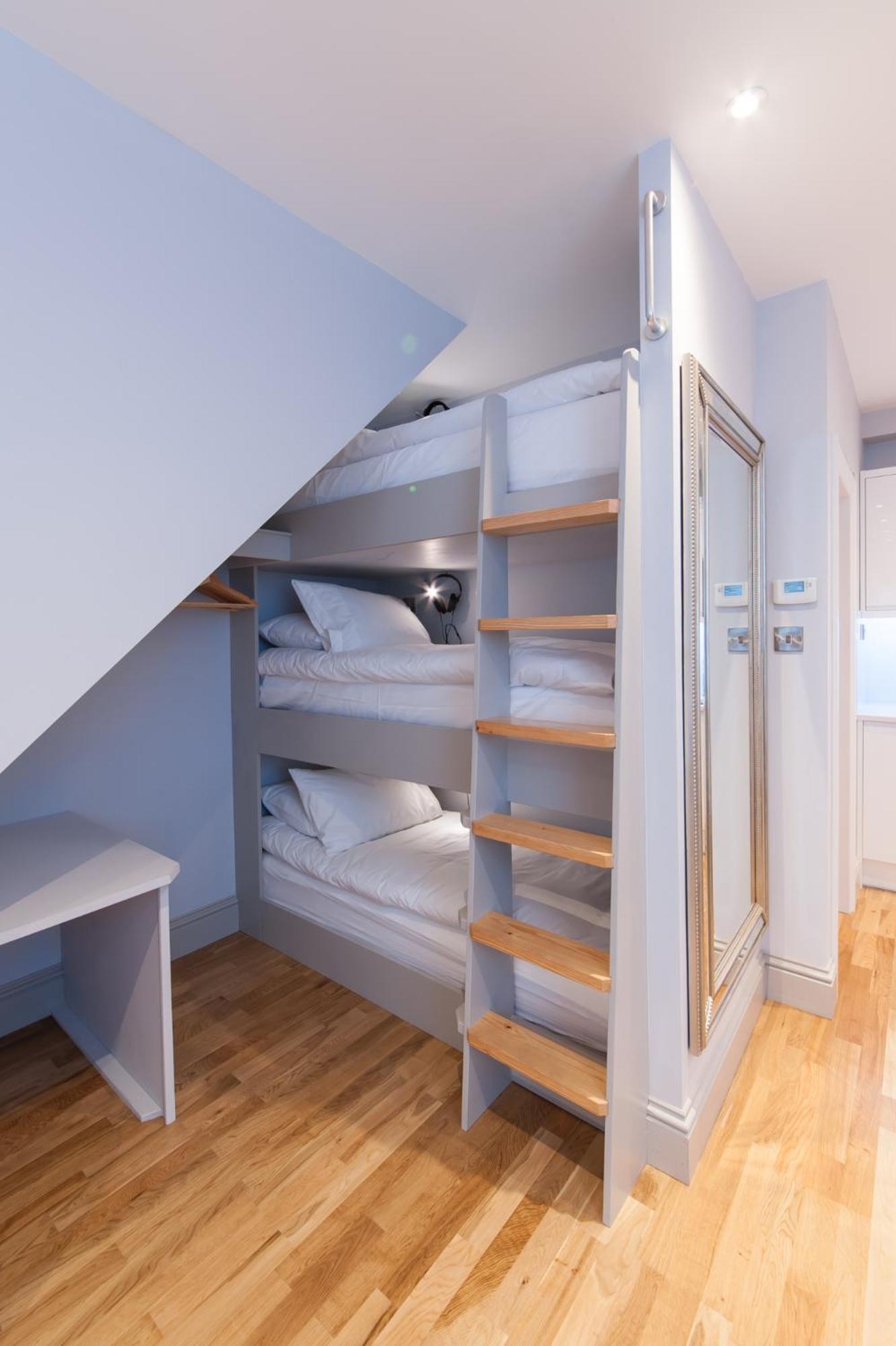 Suites at number Ten
