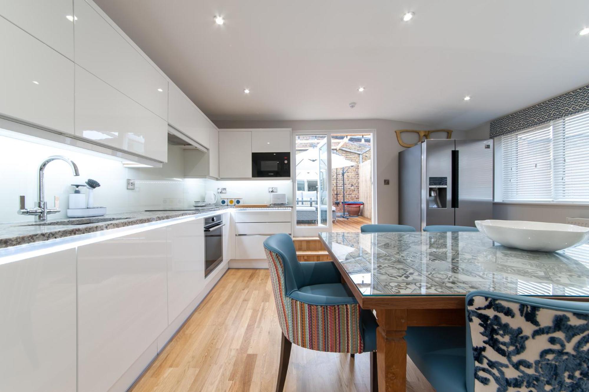 Suites at number Ten