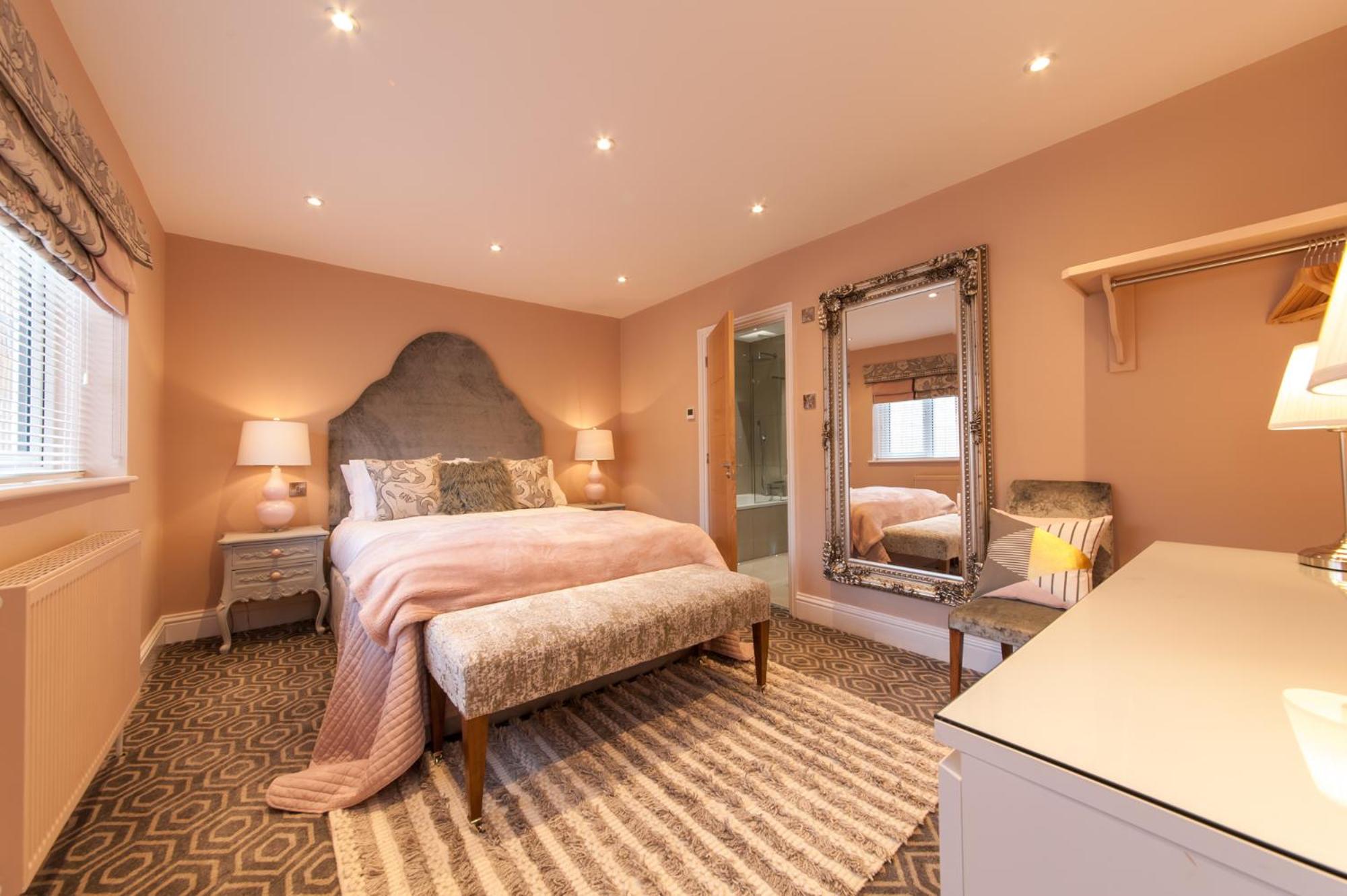 Suites at number Ten