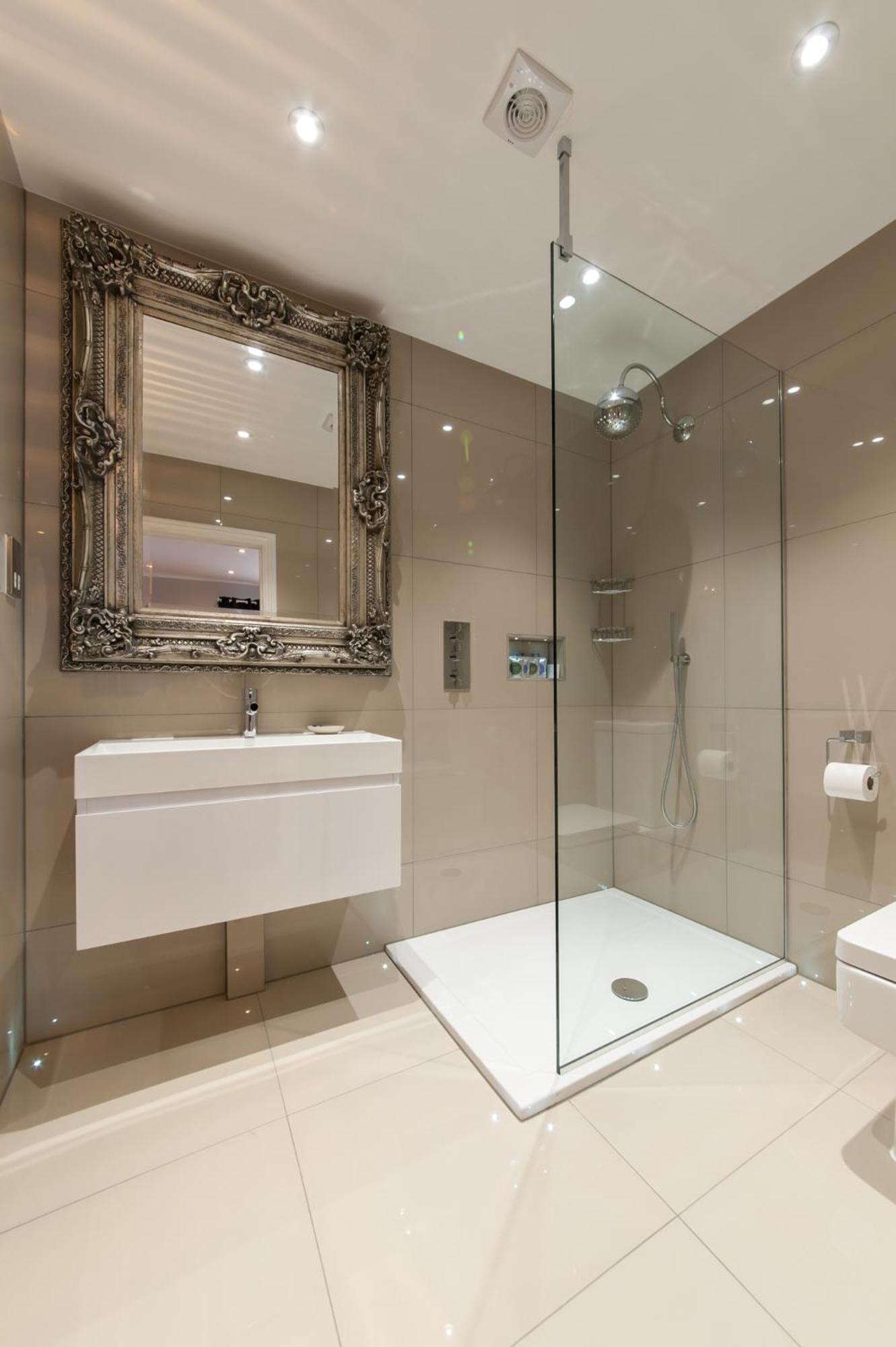 Suites at number Ten