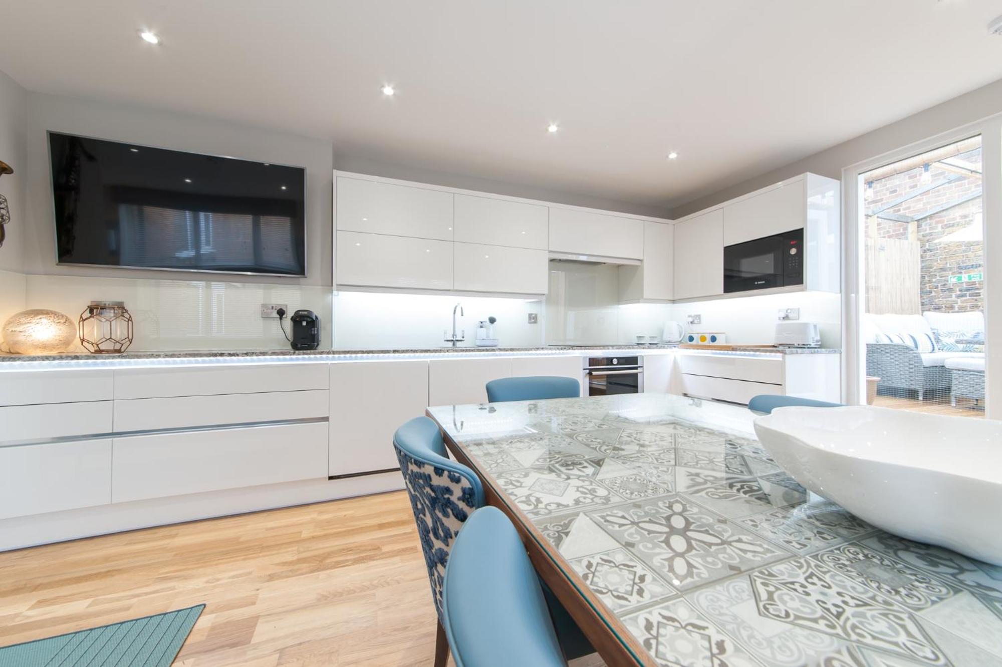 Suites at number Ten