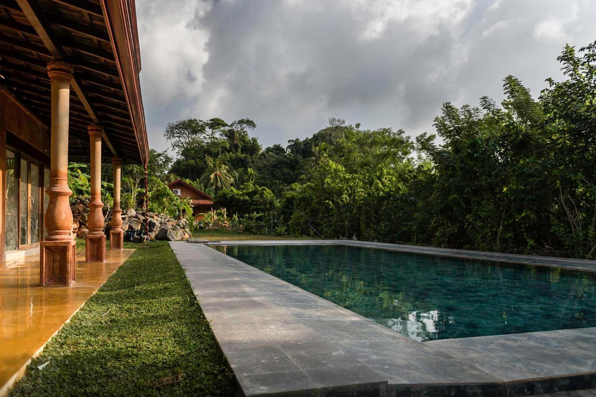 D Canal House
