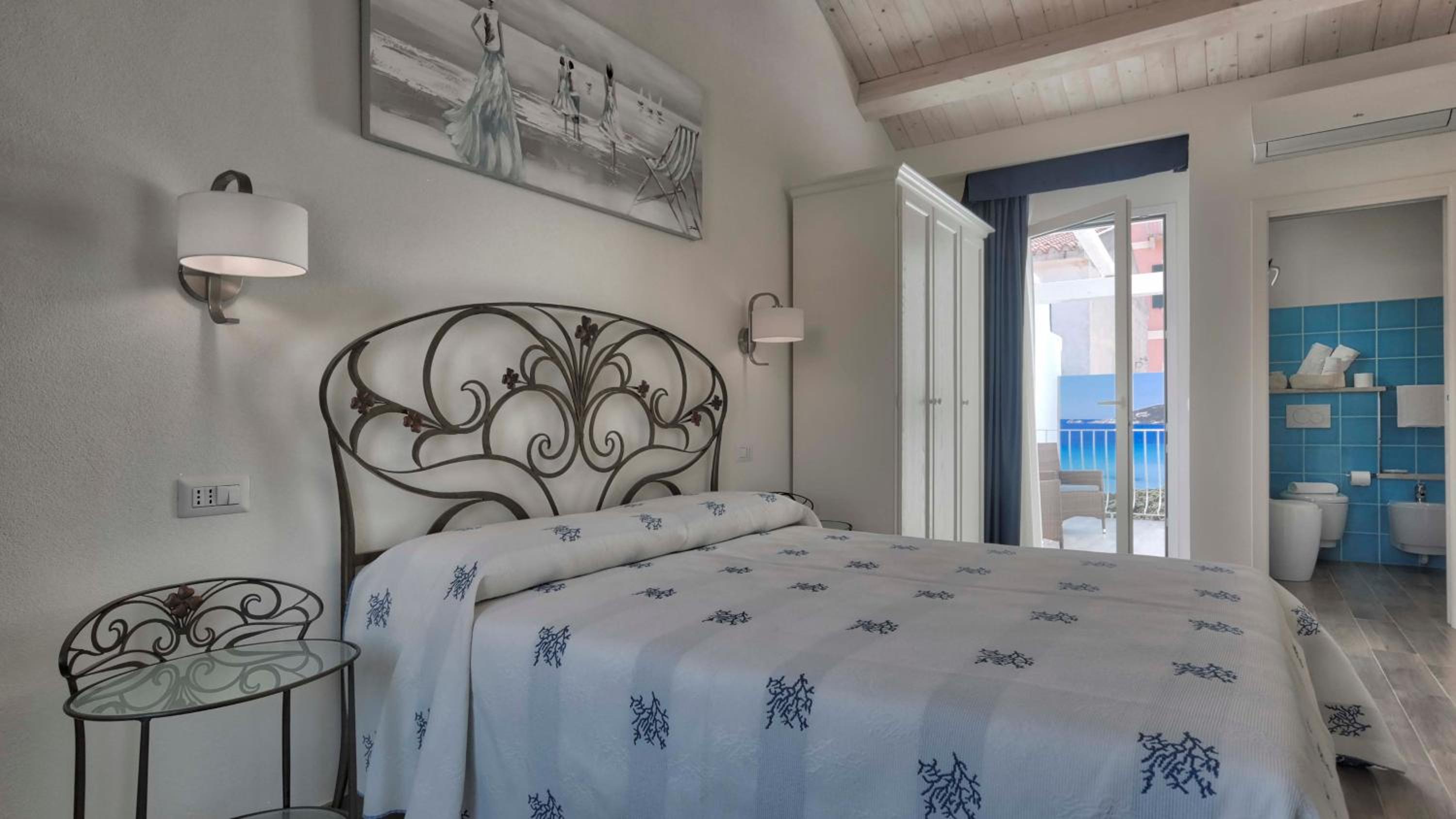 Smart Suite & Apartments