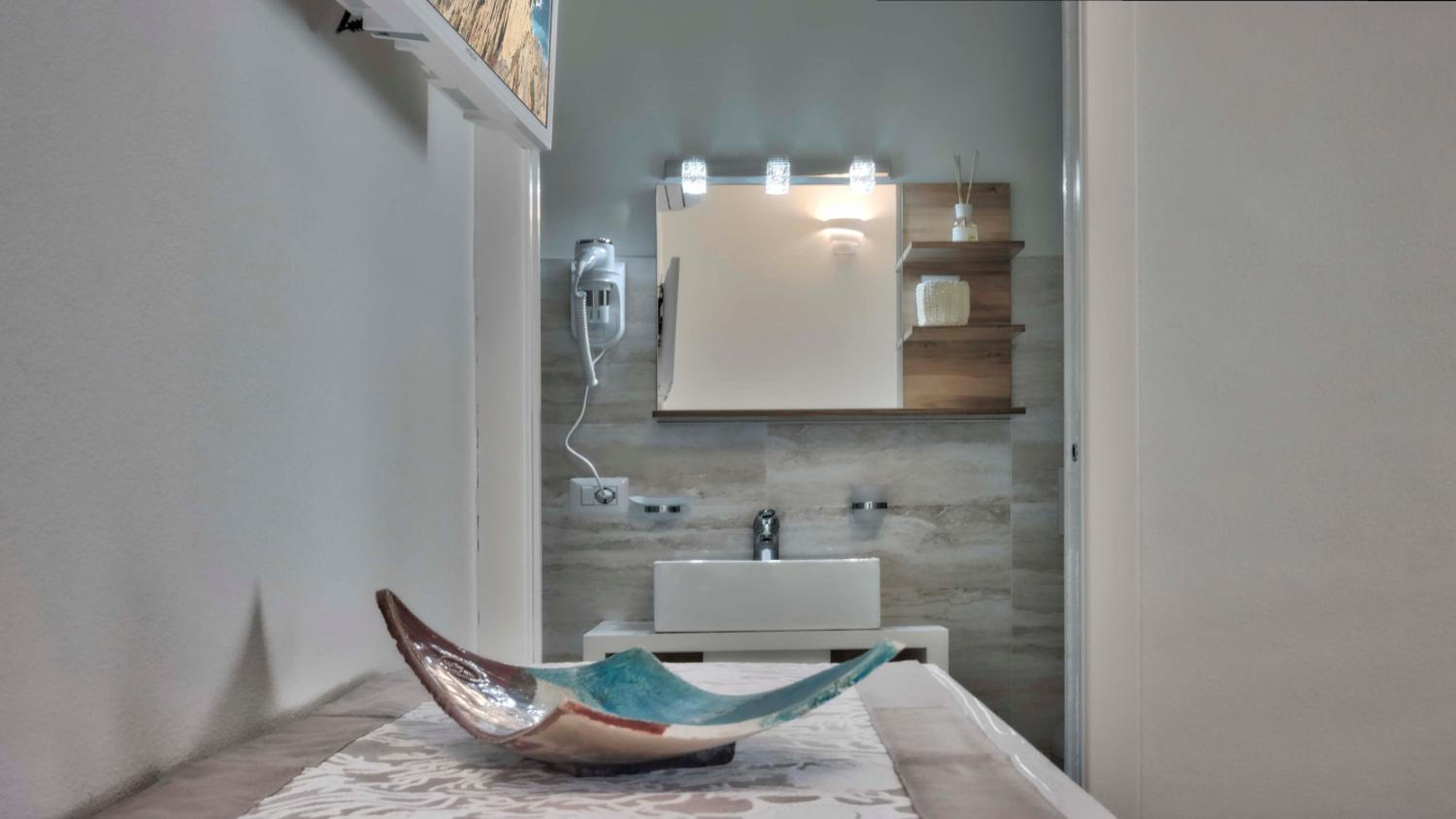 Smart Suite & Apartments