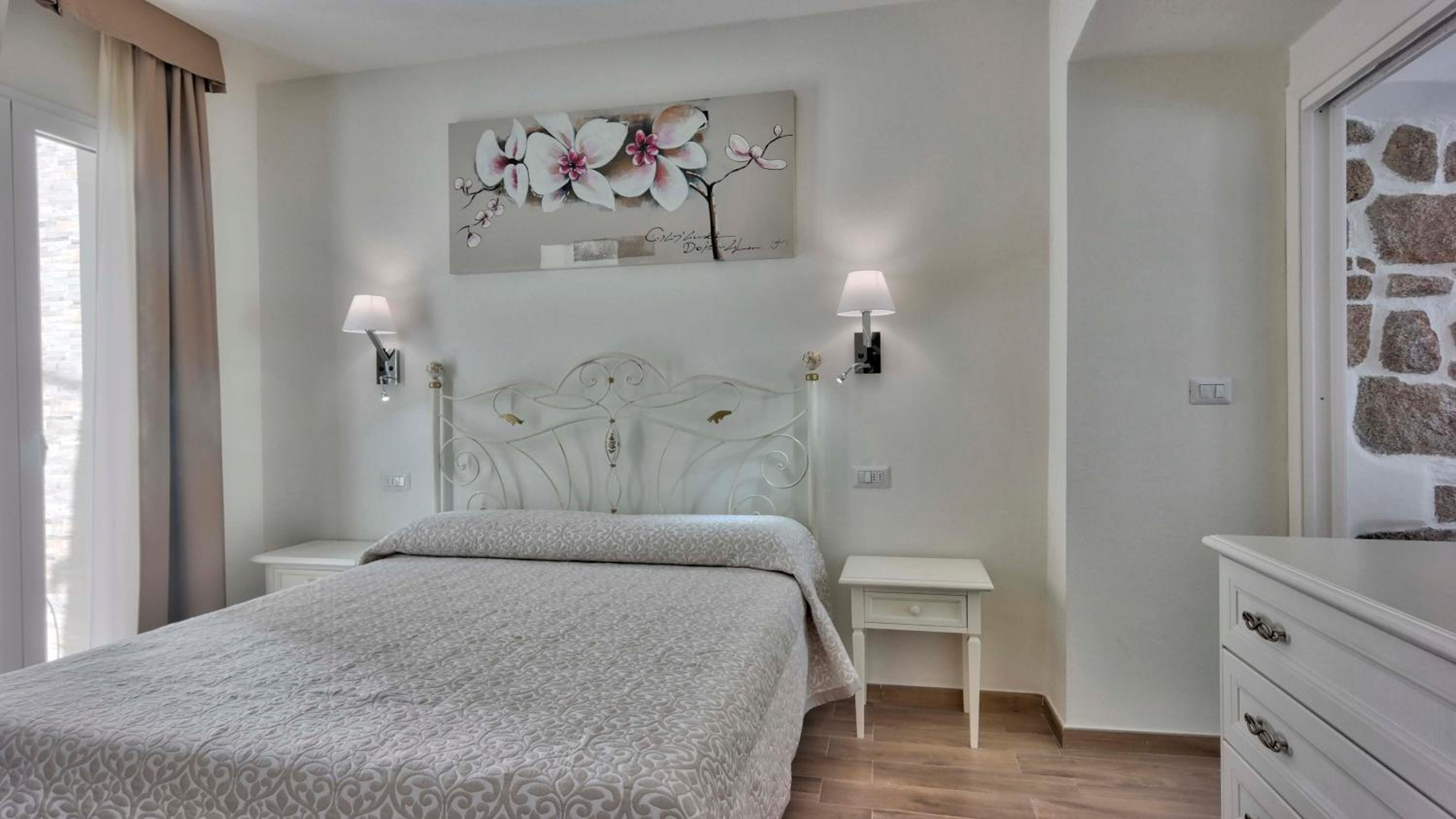 Smart Suite & Apartments