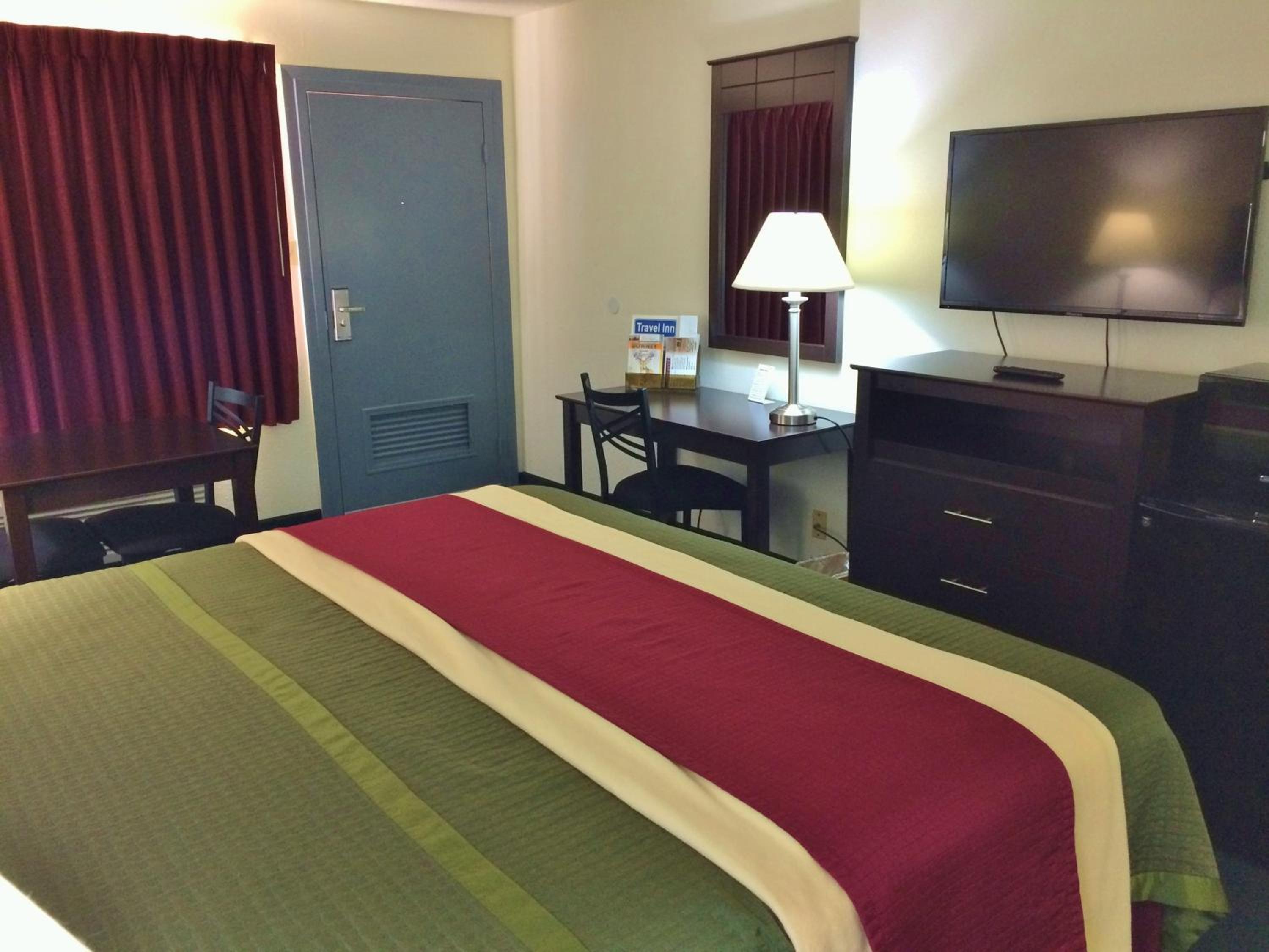 Travel Inn & Suites