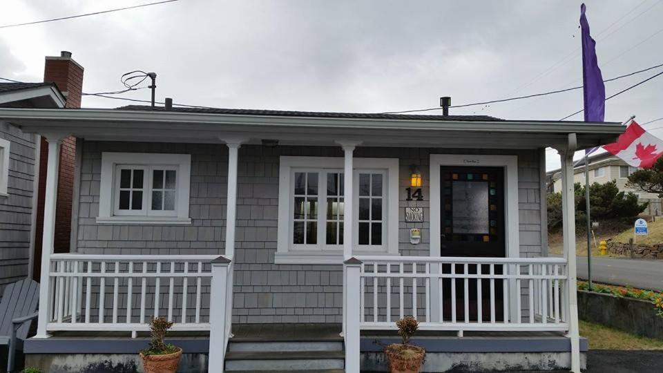 Hotel Whistling Winds Motel