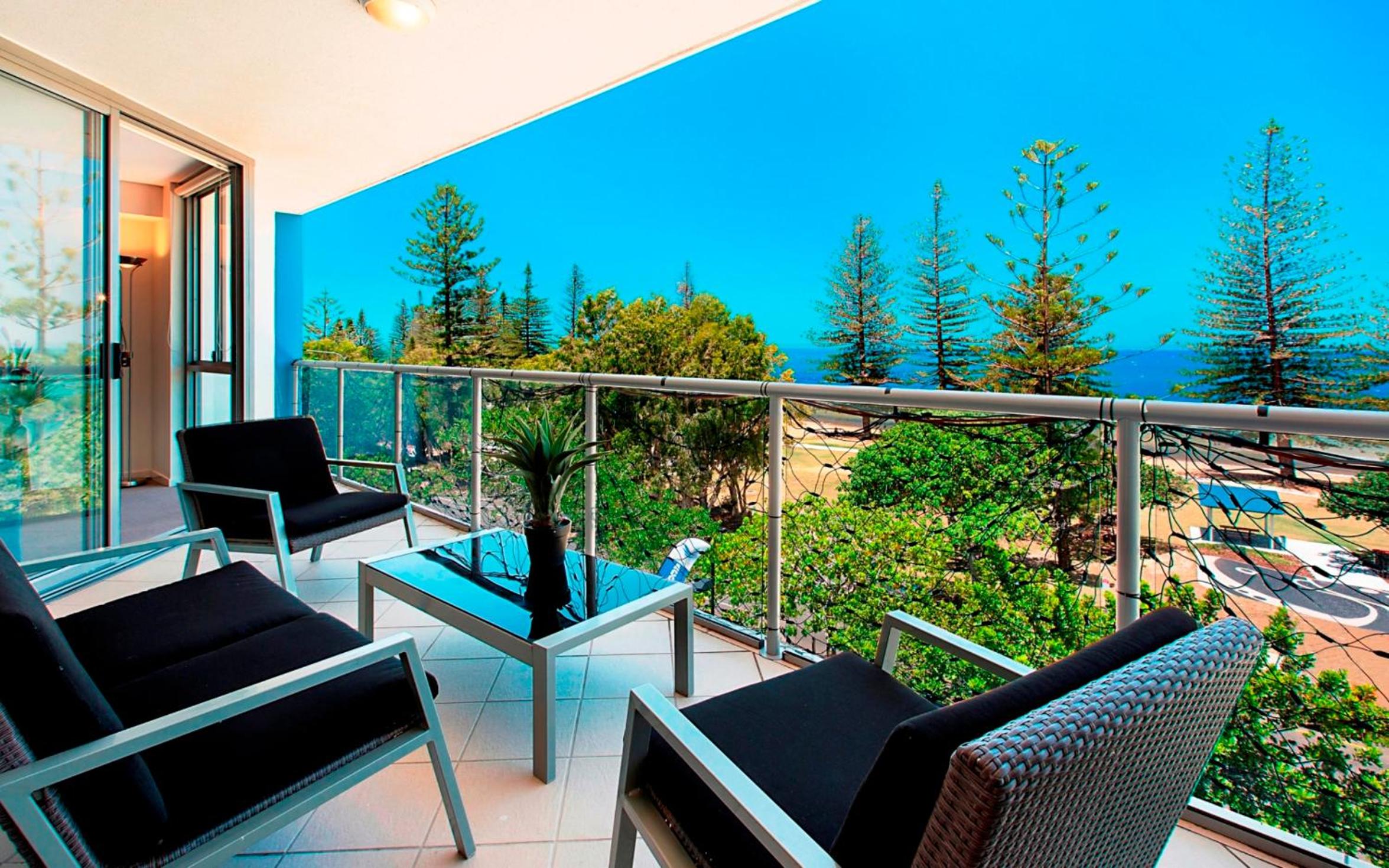 Scarborough Beach Resort Brisbane view 4