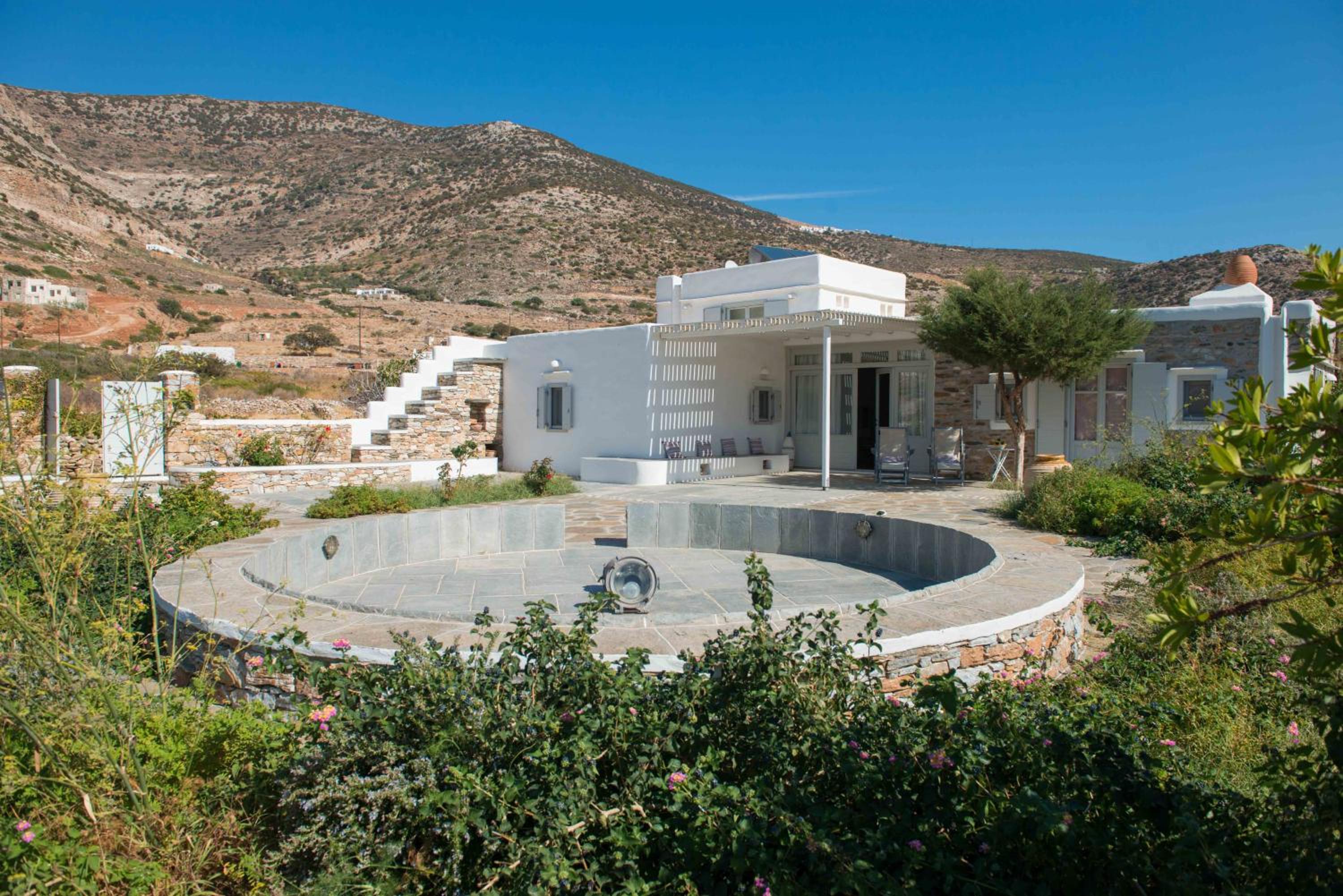 Villa River with pool view 2