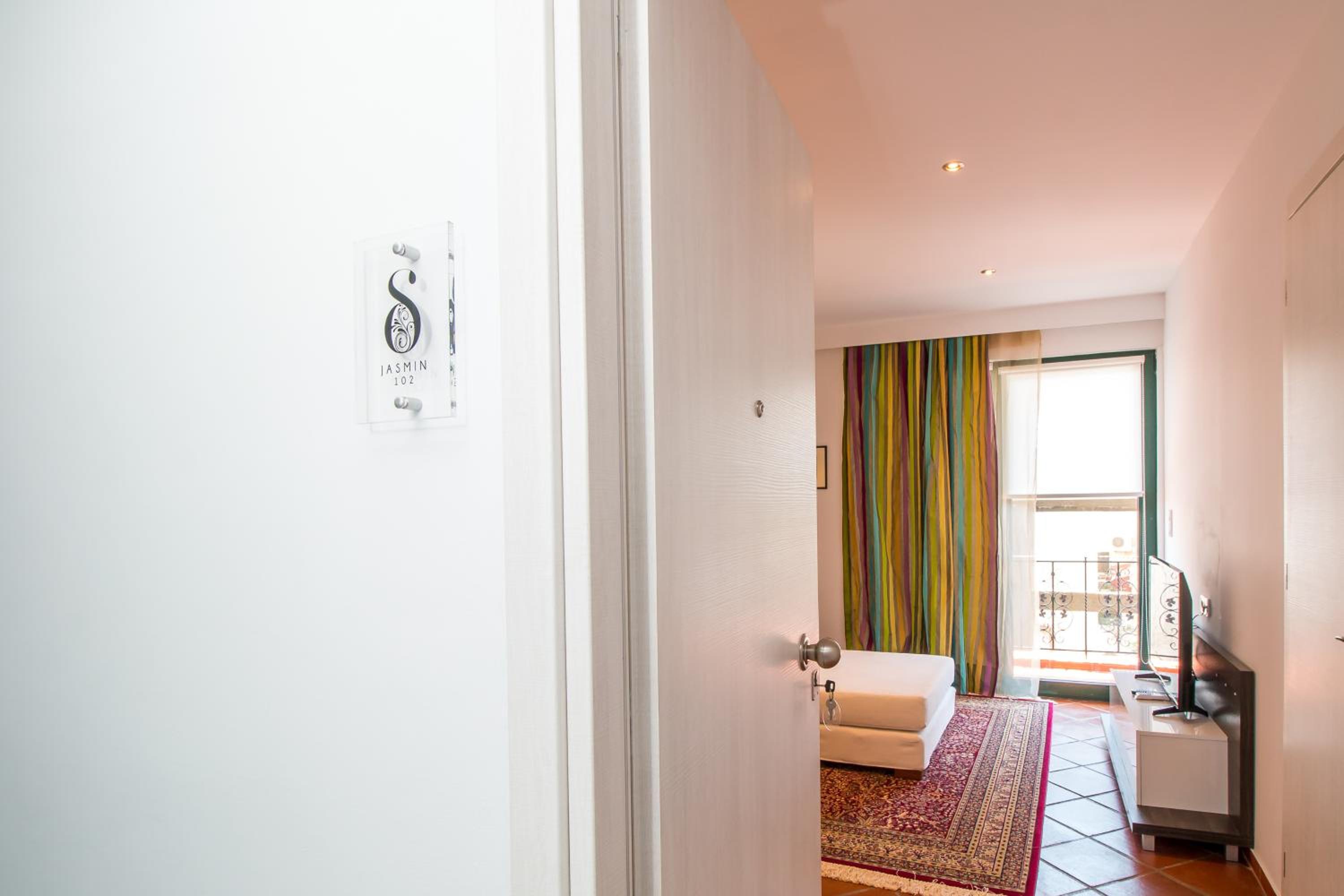Danezis City Stars Boutique Aparthotel