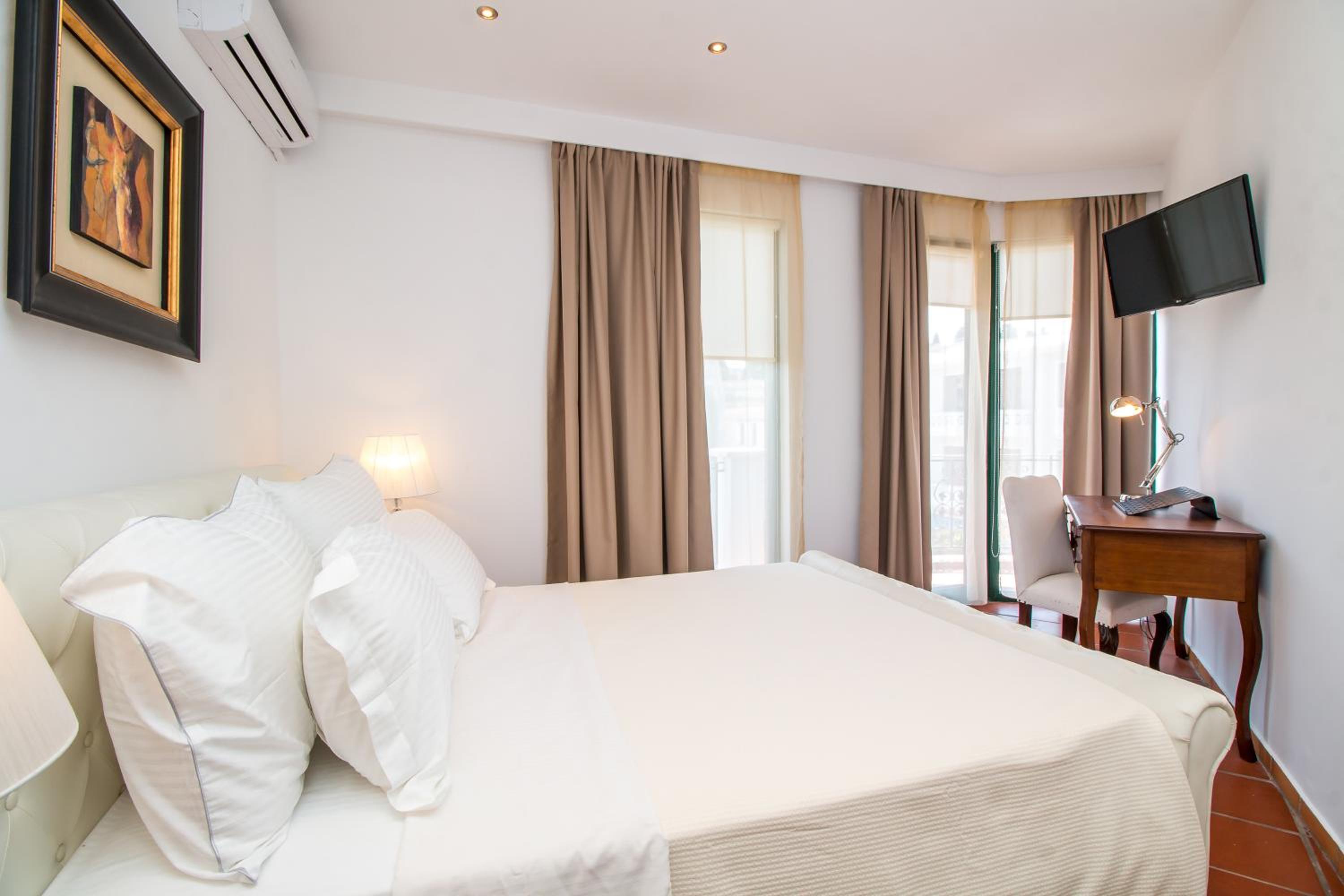 Danezis City Stars Boutique Aparthotel