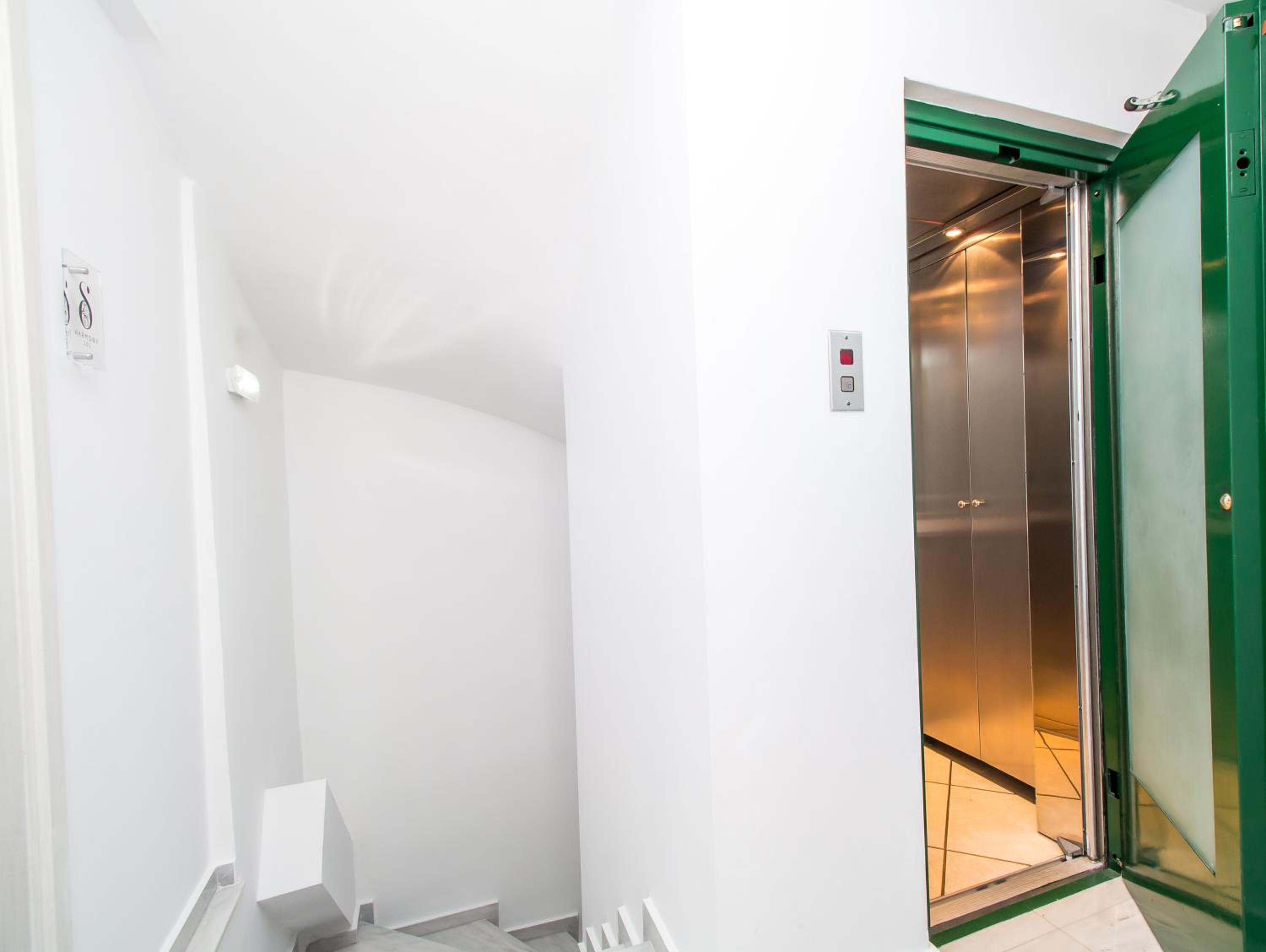 Danezis City Stars Boutique Aparthotel