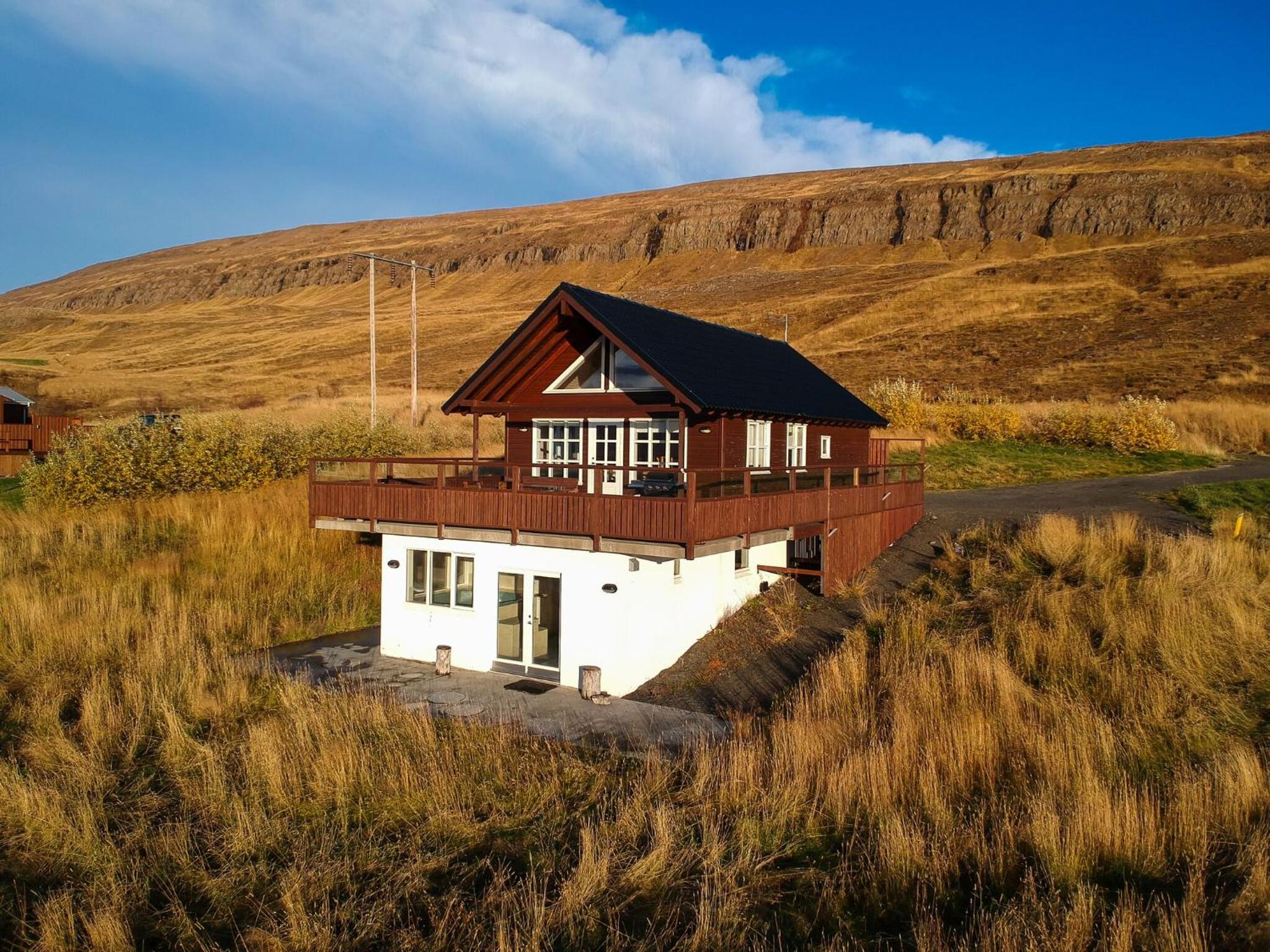 Vaðlahof view 3