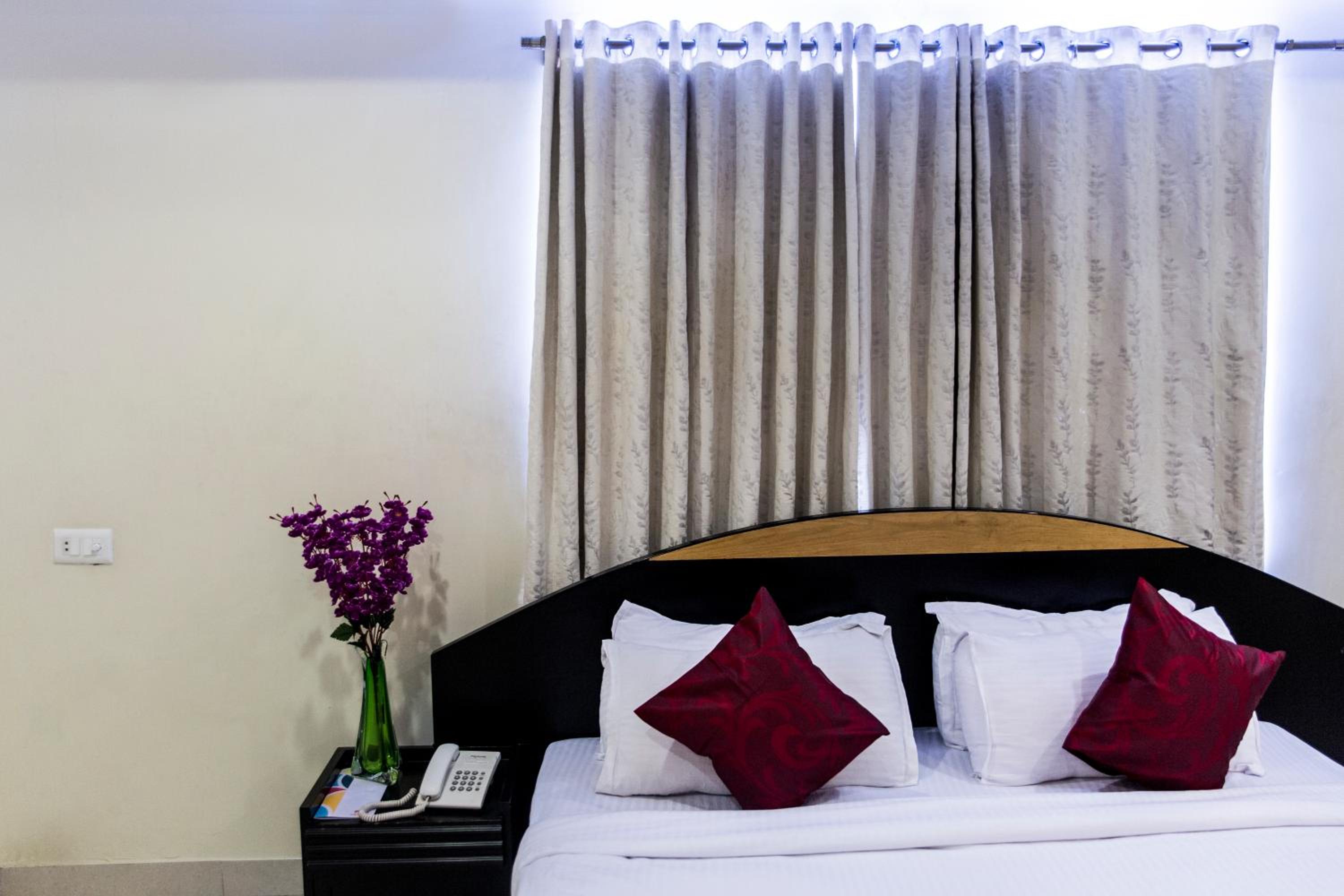 Aptly Premium Serviced Apartments - A BRAND UNIT OF SKYLA-Gachibowli view 5
