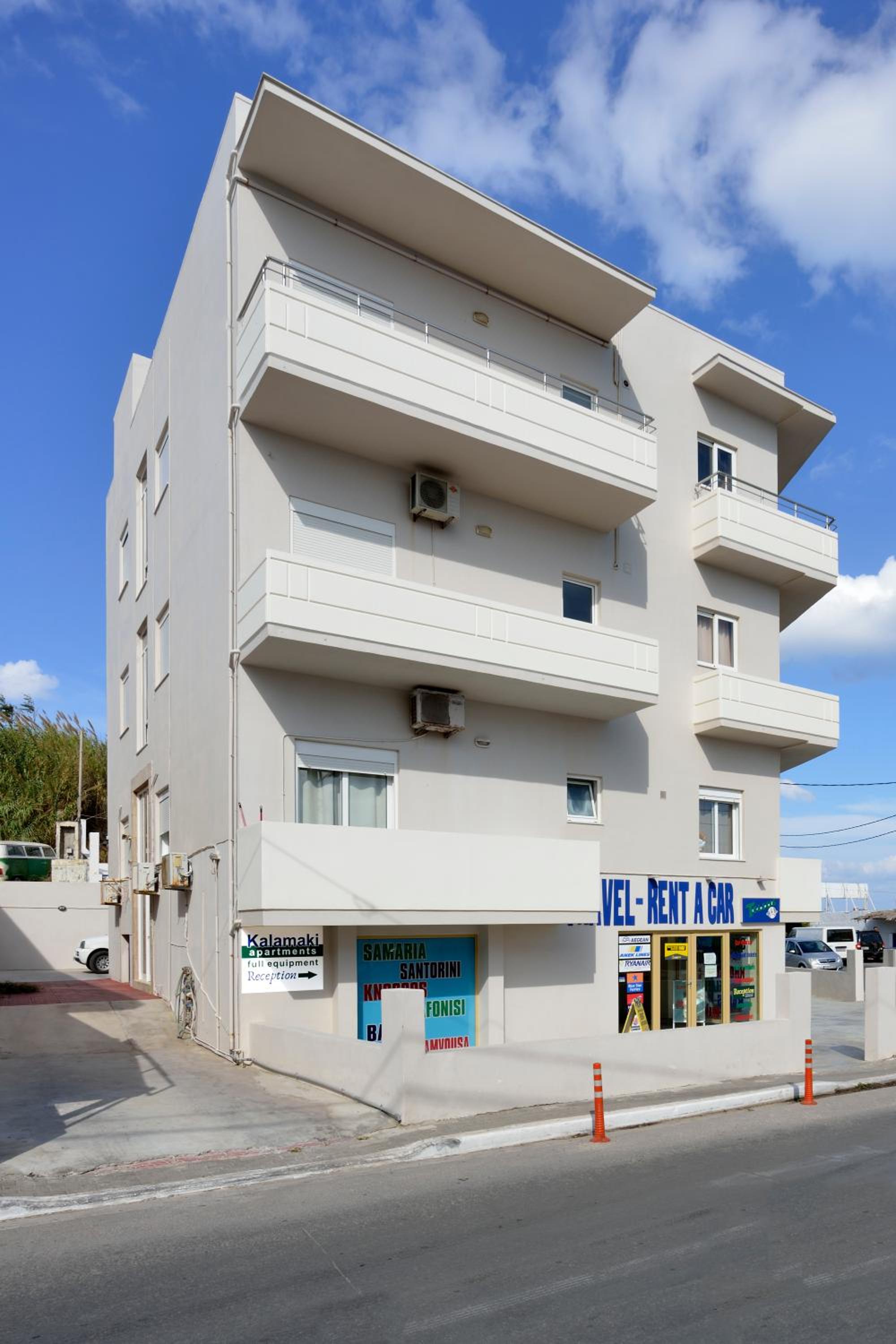 Kalamaki Apartments