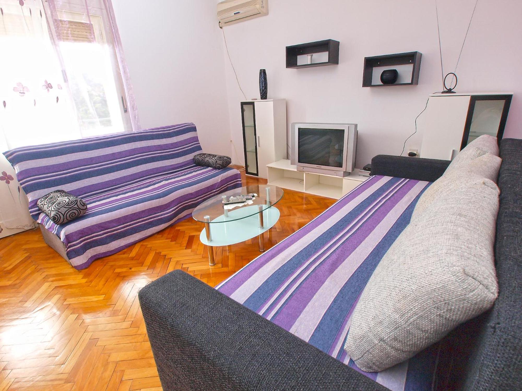 Apartments Ivanka 1056
