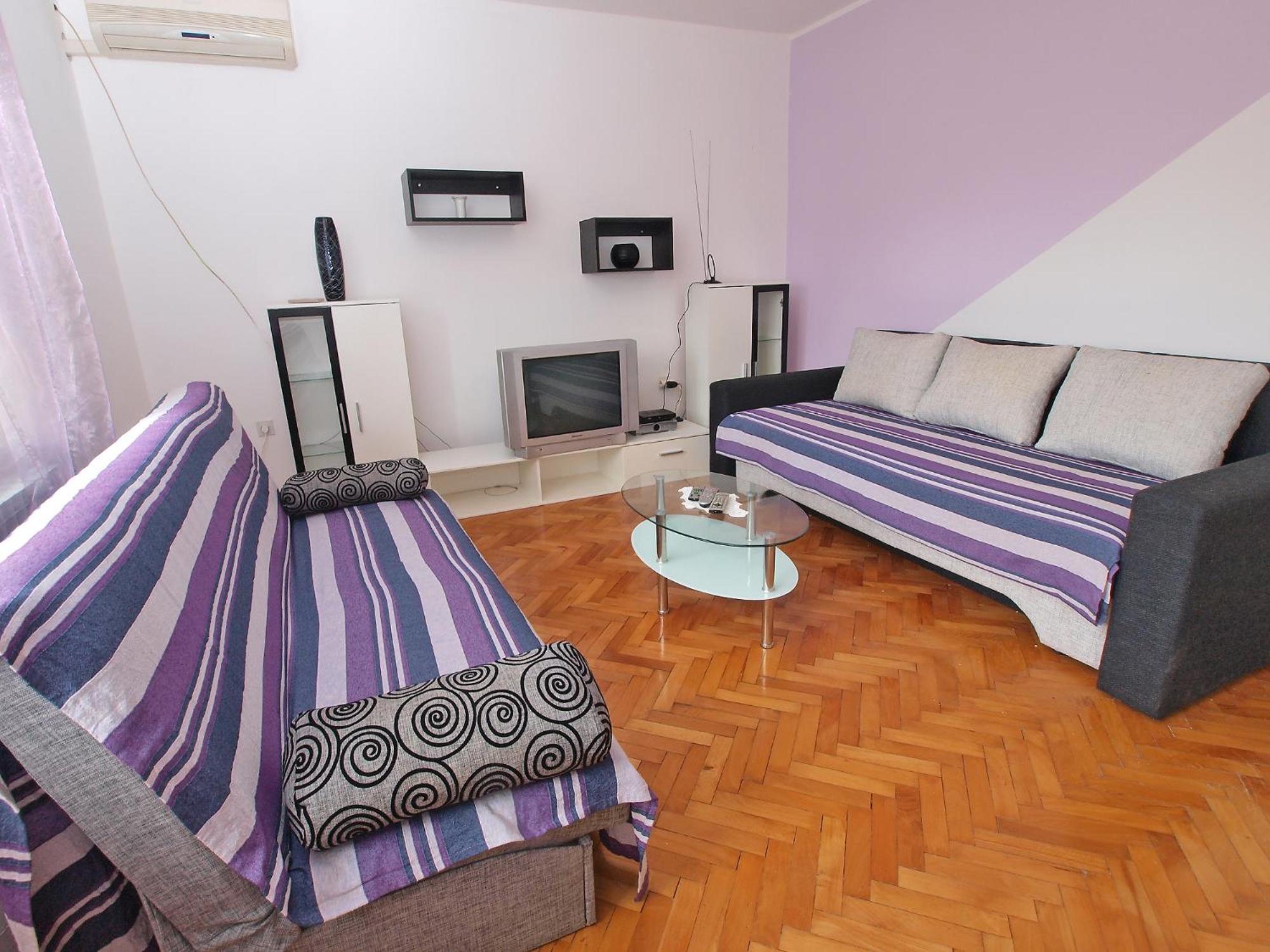 Apartments Ivanka 1056