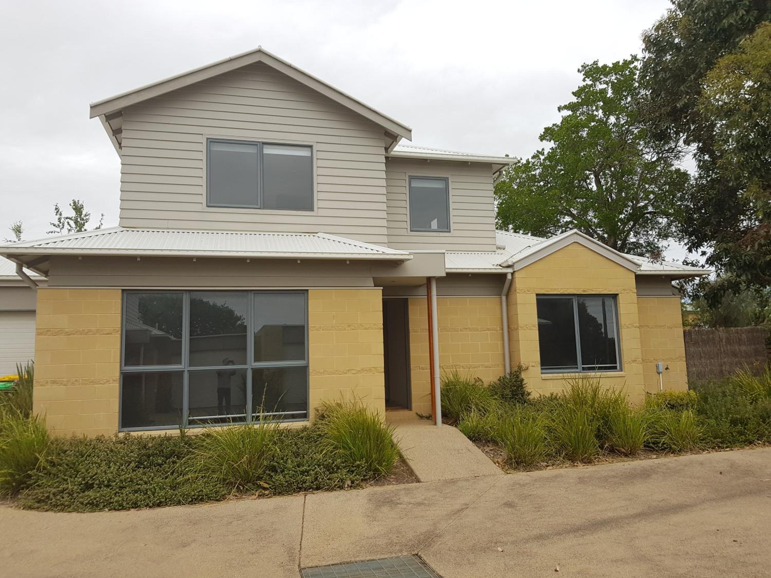 Hotel Wyndham Luxury - Free Wifi and Netflix - Image 1