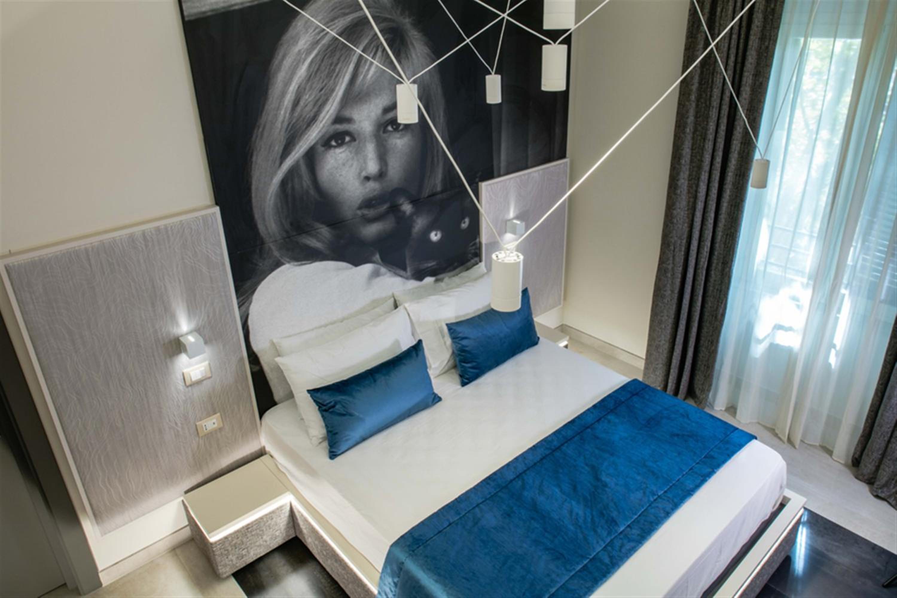 Via Veneto Luxury Suites