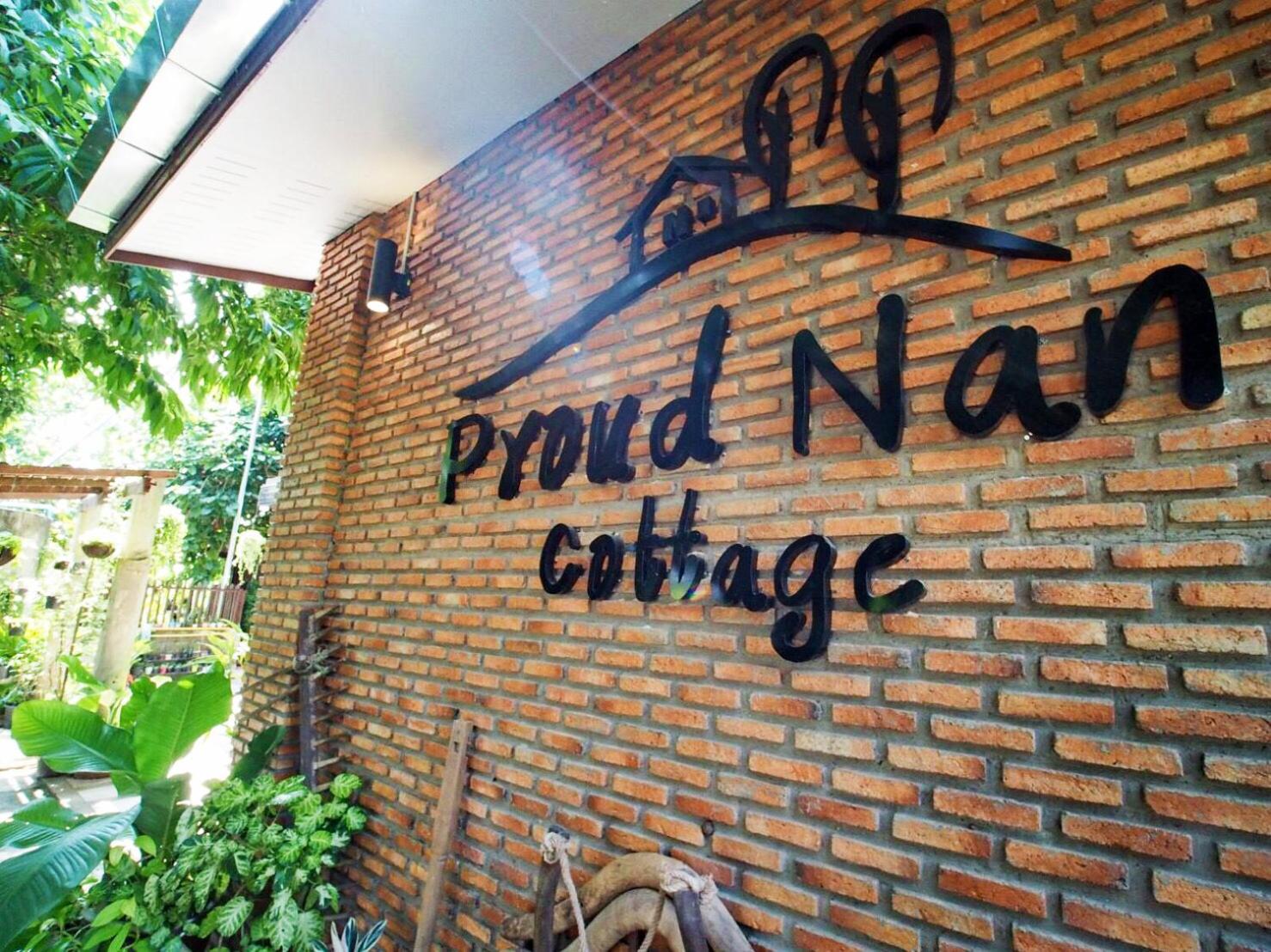 Pround Nan Cottage