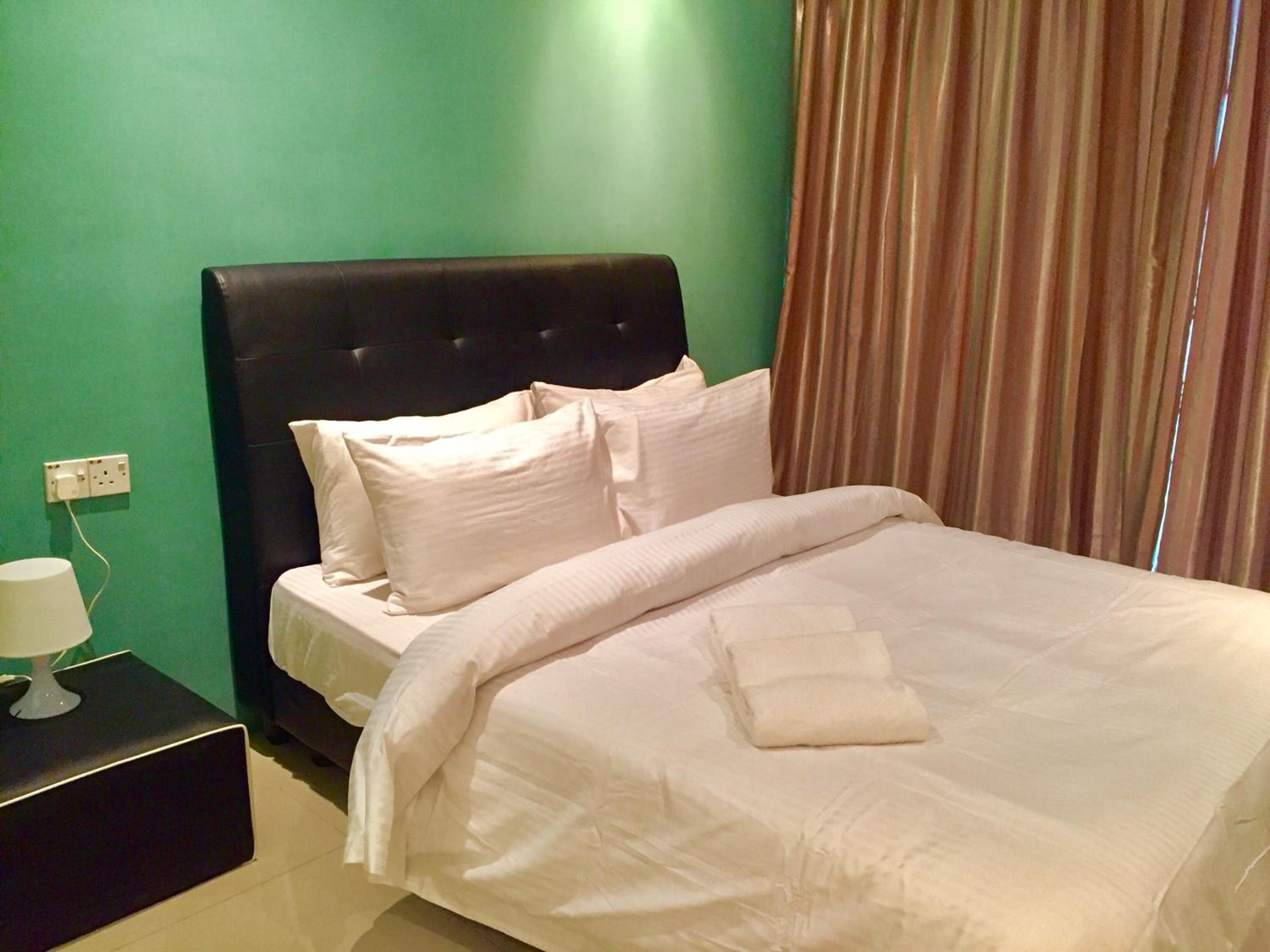 Quill Residence Service Suites By Low