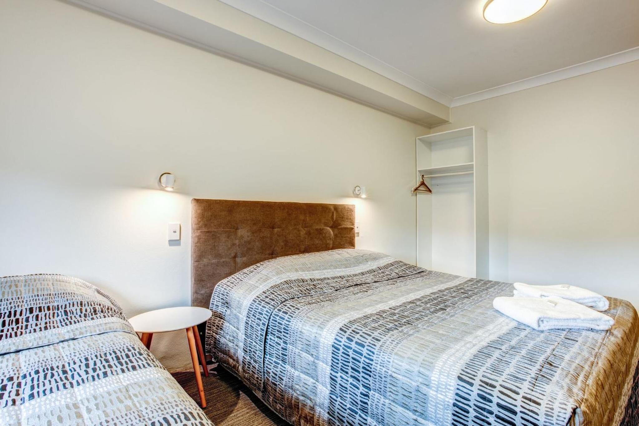 Arena Hotel (formerly Sleep Express Motel)