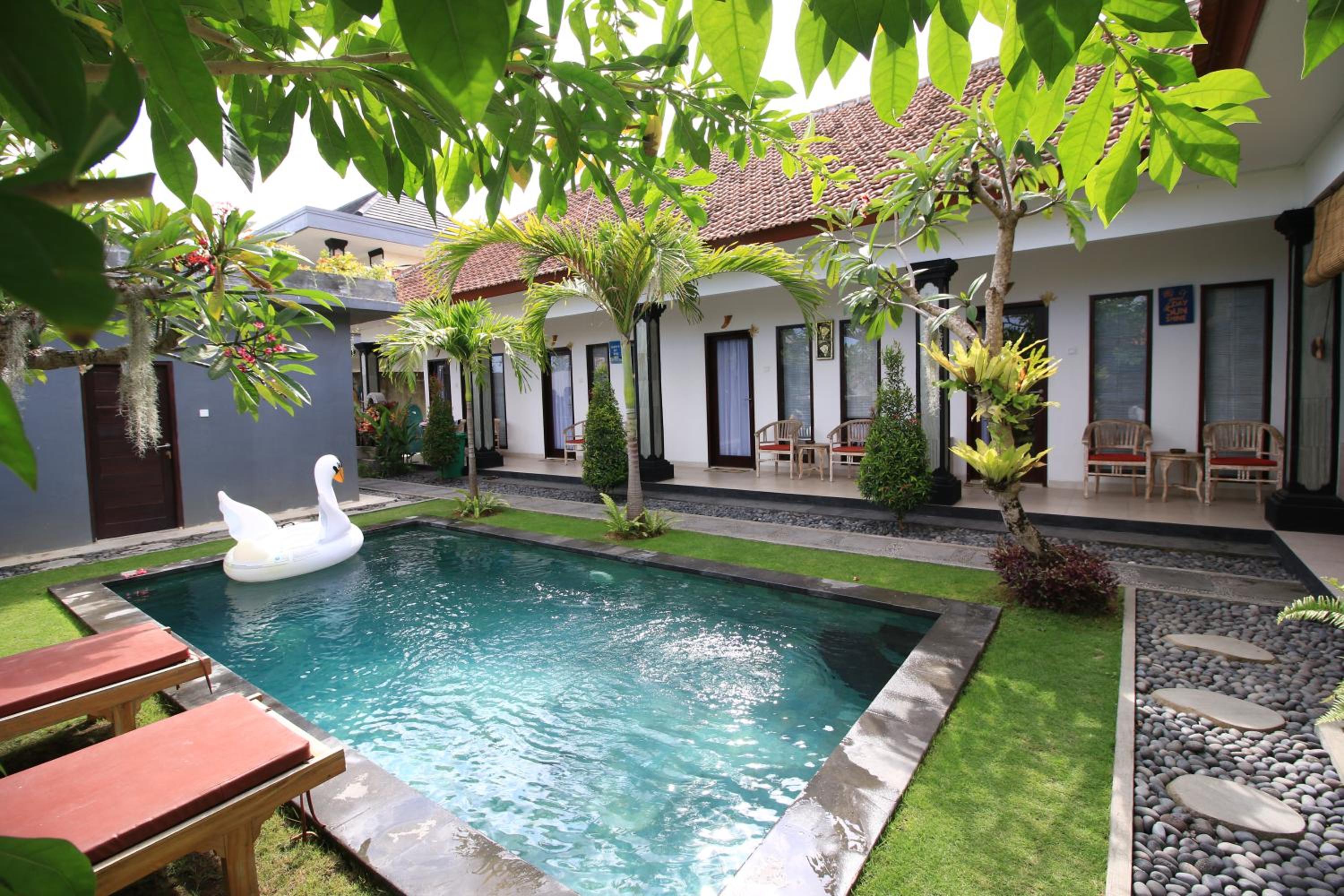 Hotel Surf Lodge Canggu - Image 1