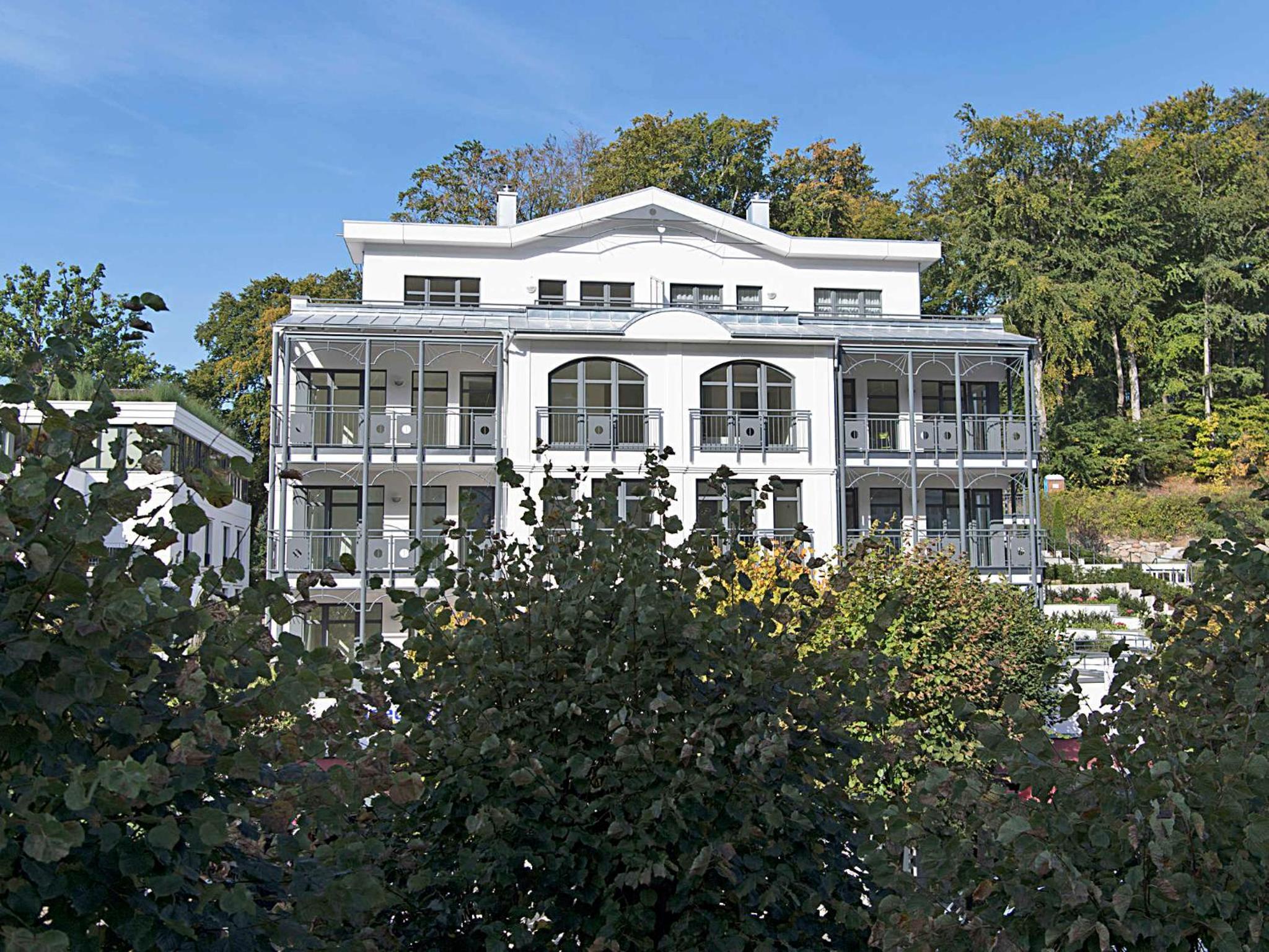 Villa Louisa in Sellin - WG 39 mit Balkon, strandnah