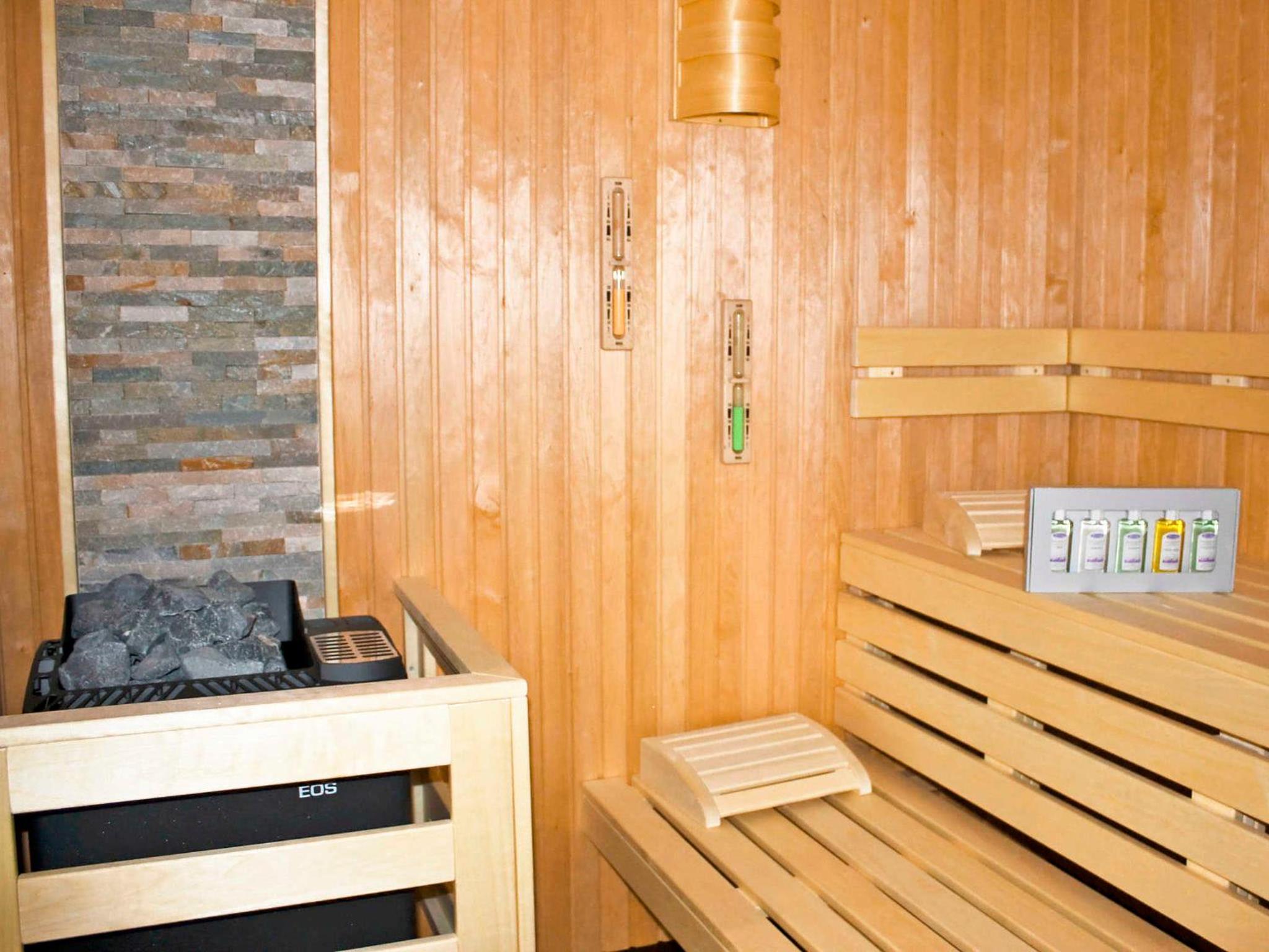 Villa Louisa in Sellin - WG 39 mit Balkon, strandnah