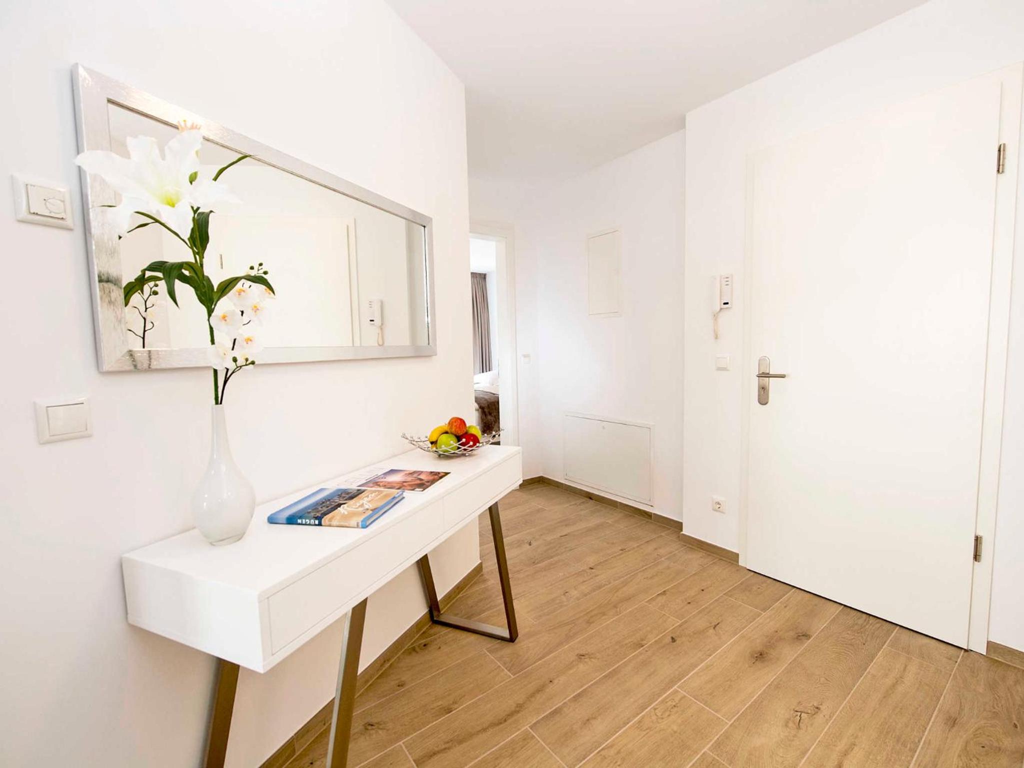 Villa Louisa in Sellin - WG 39 mit Balkon, strandnah
