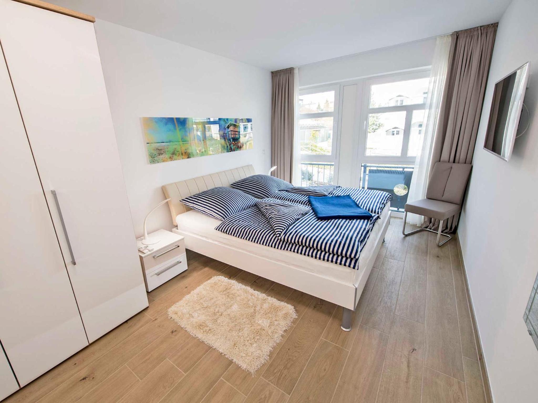 Villa Louisa in Sellin - WG 39 mit Balkon, strandnah