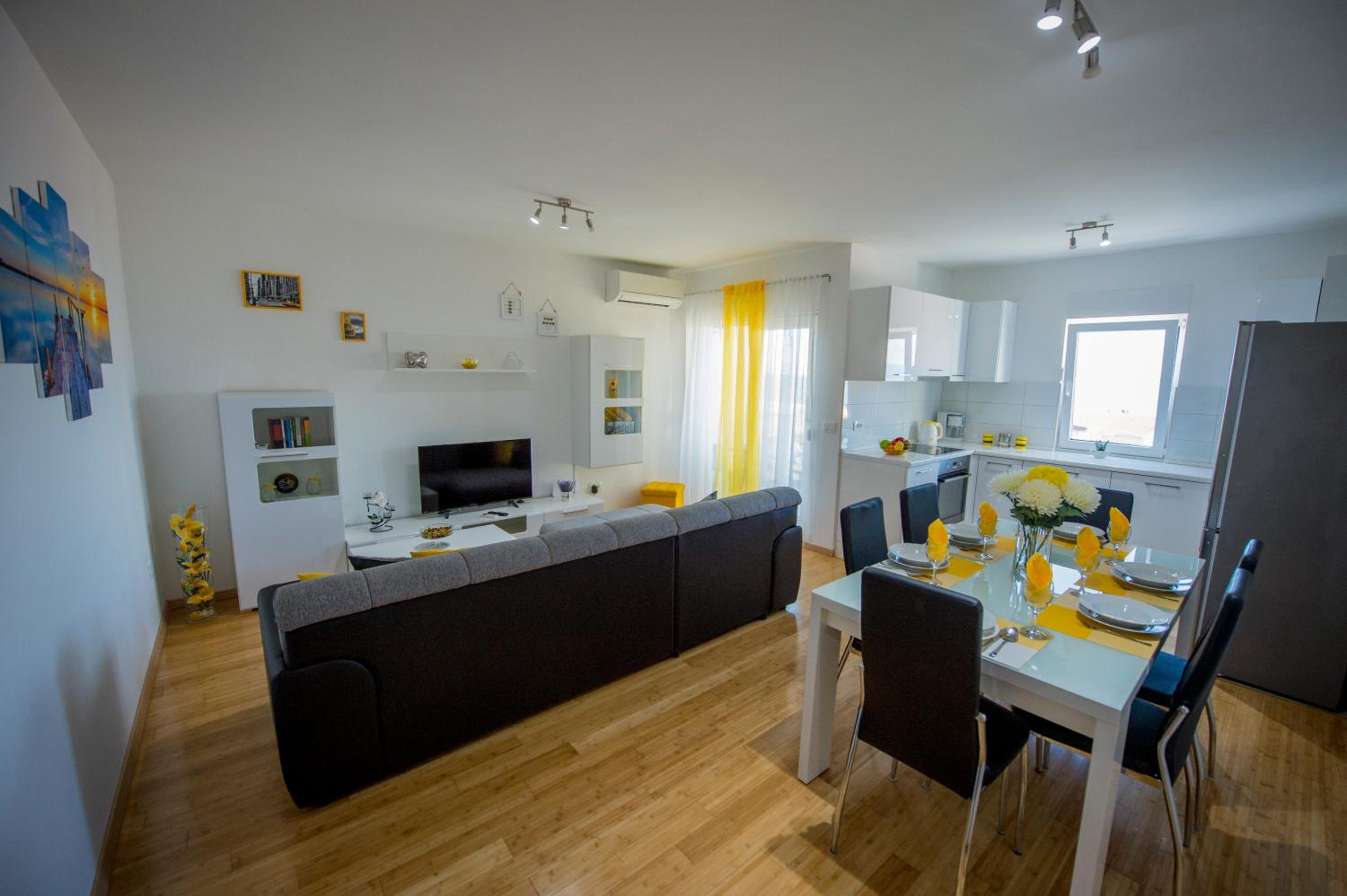 Apartment Luka